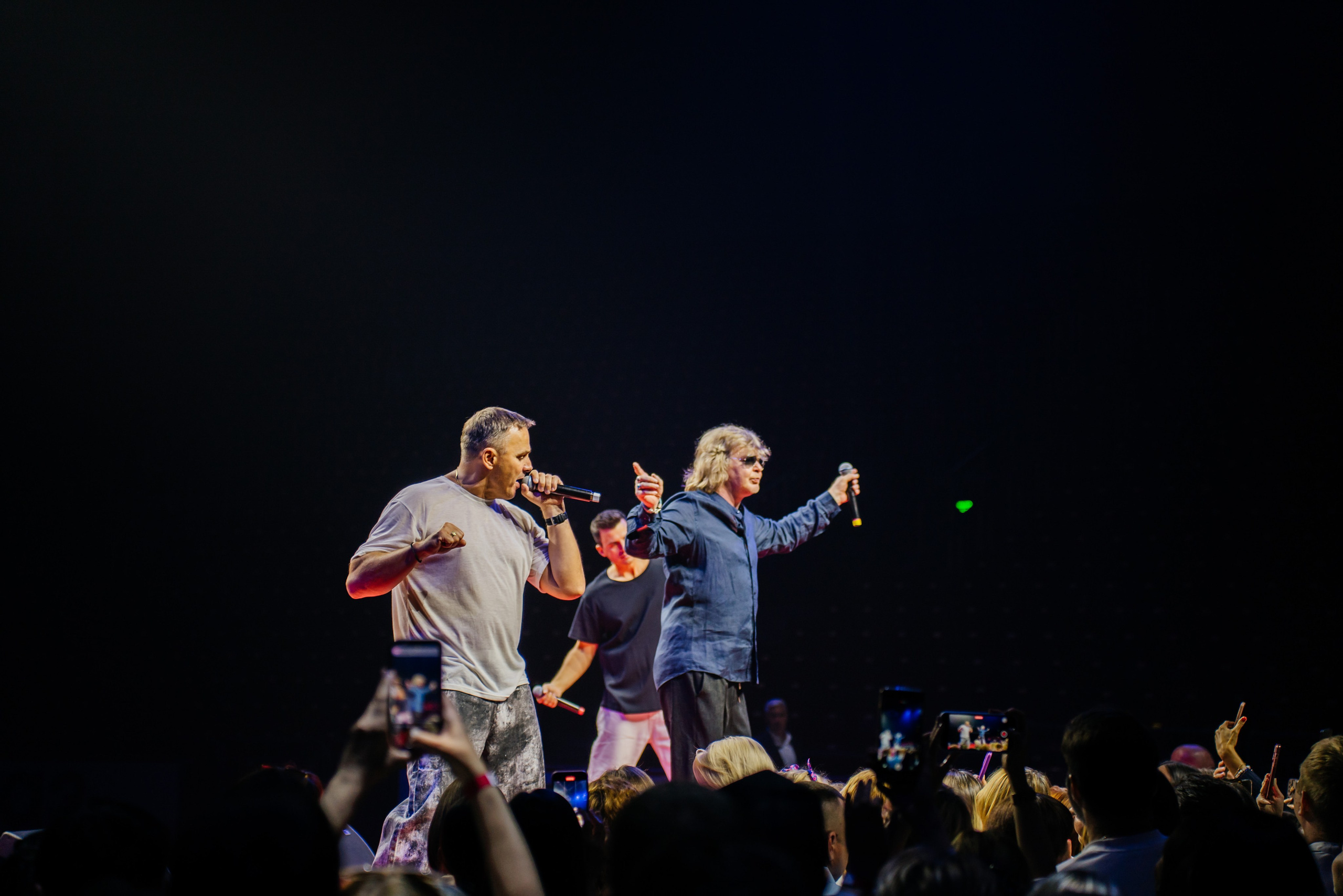 Альфа Конфа в Челябинске. Видеограф и Фотограф в Челябинске Ксения и Владимир Рюмины