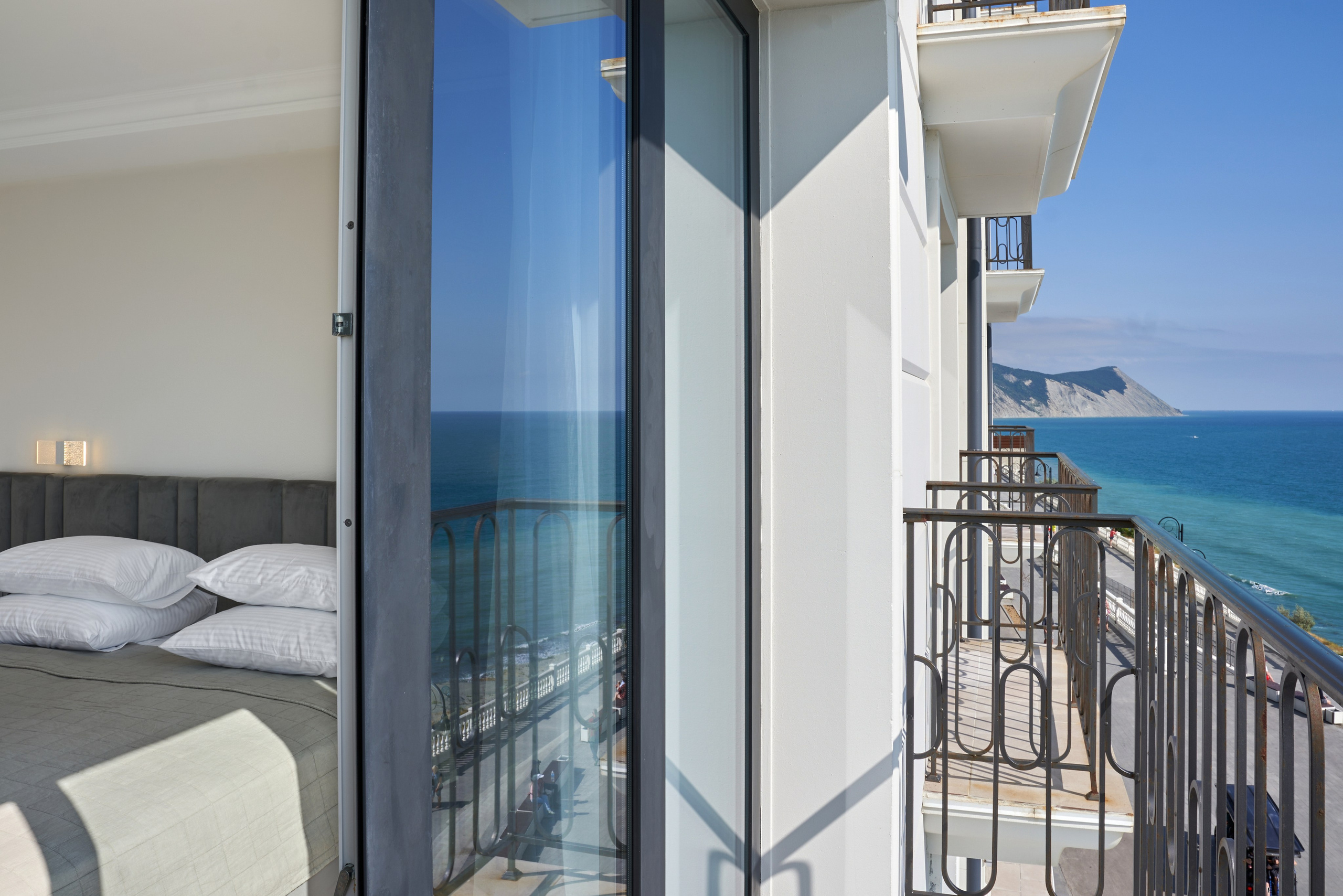 Фотограф апартаментов в Анапе. Профессиональный фотограф в Анапе Артем Ковальский