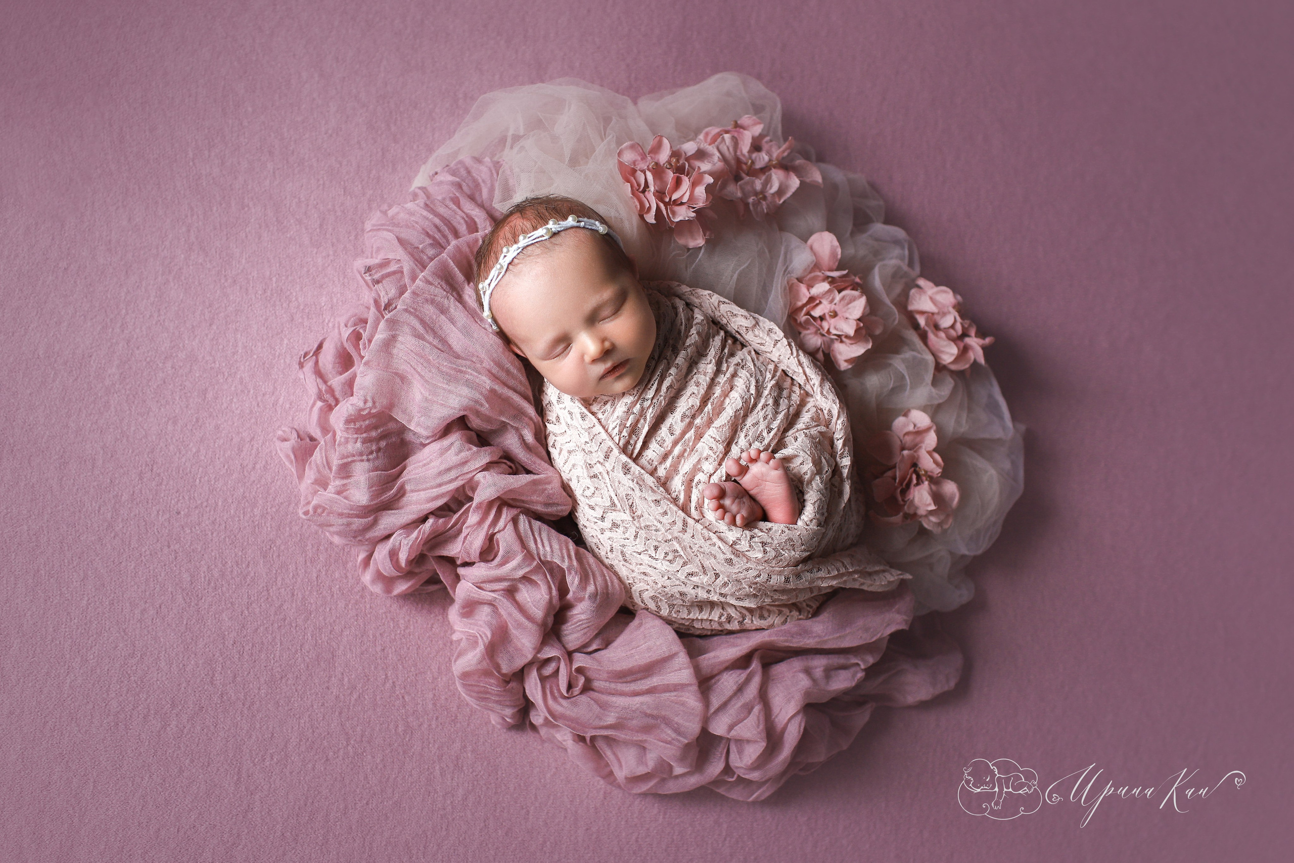Новорожденная фотосессия для девочек. Ирина Кан Фотограф новорожденных в Екатеринбурге
