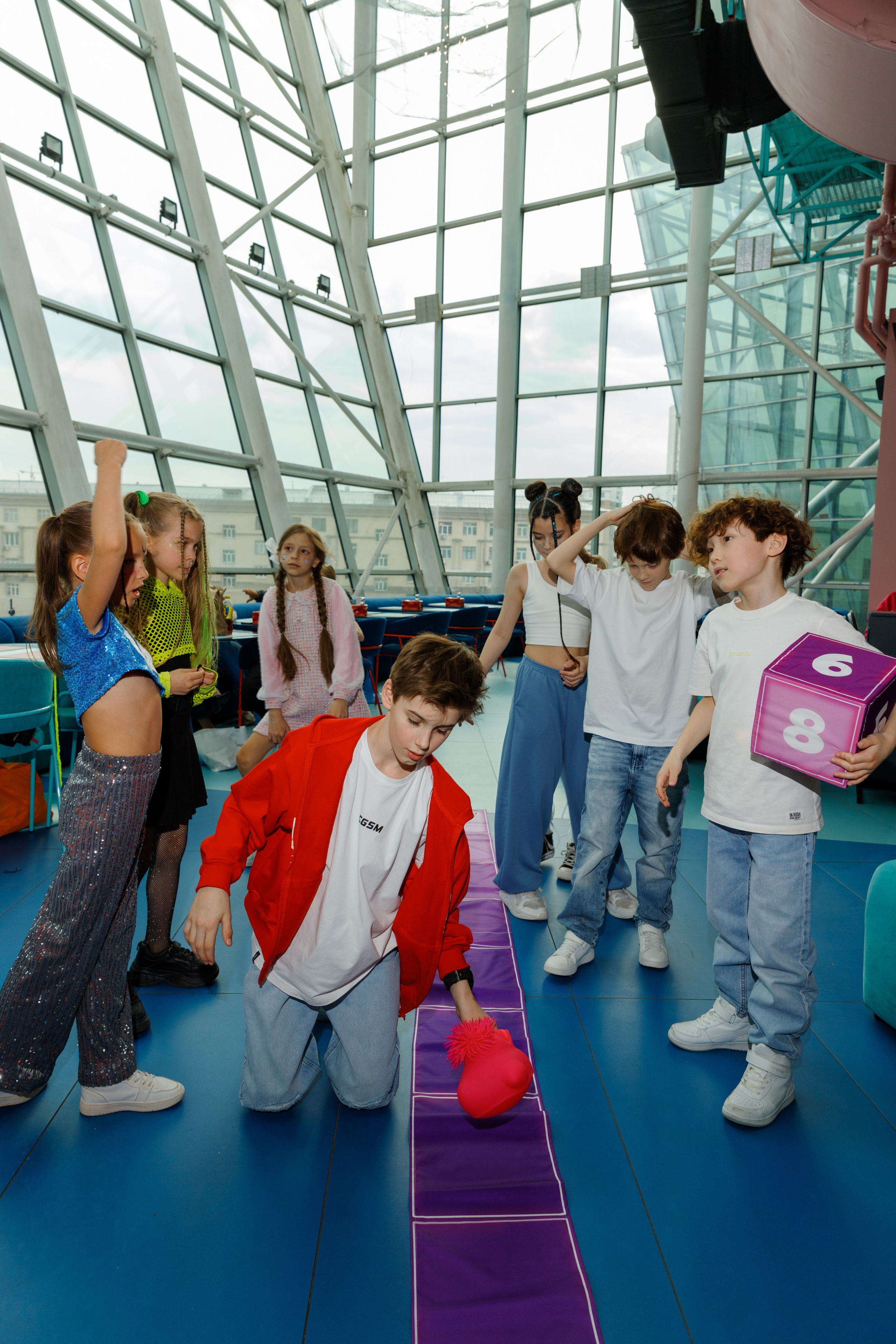 Вечеринка в К Поп кафе. Фотограф Александра Сыщенко