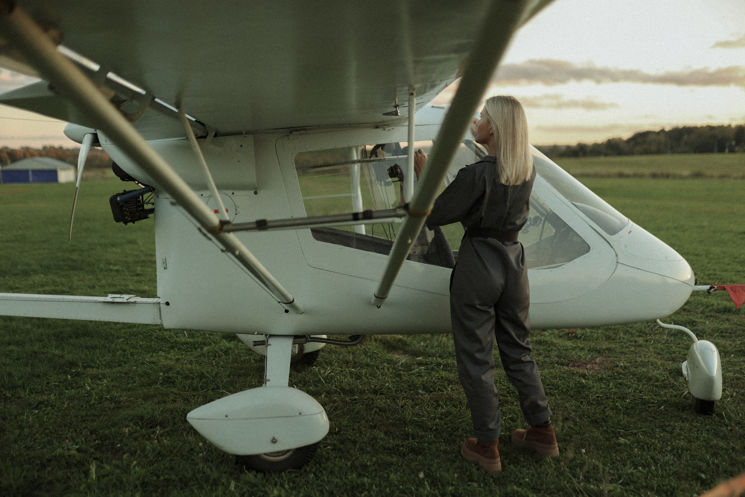 Самолет. Детский и семейный фотограф, съемка новорожденных Москва