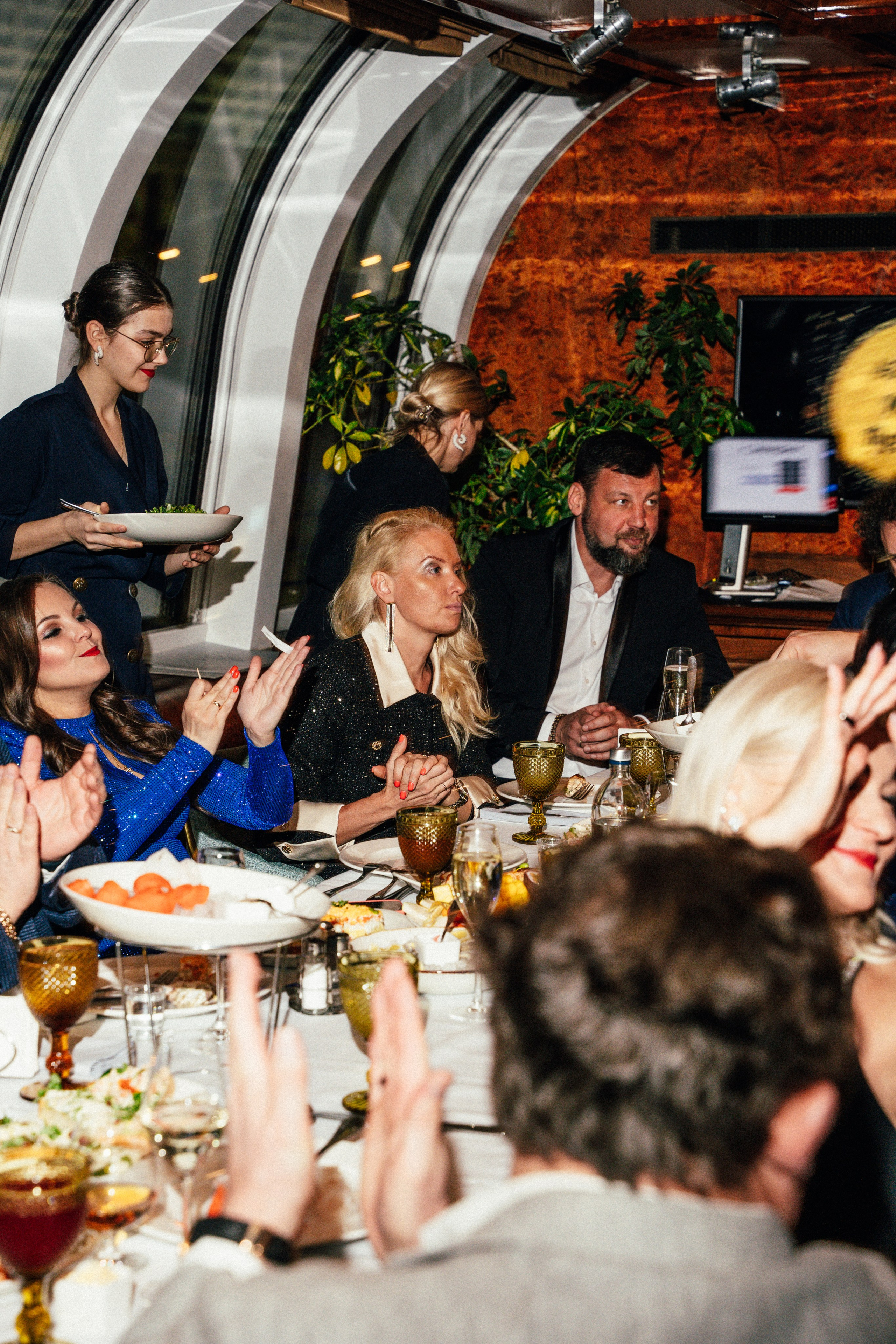 Корпоратив Erwin Река. Портретный и репортажный фотограф