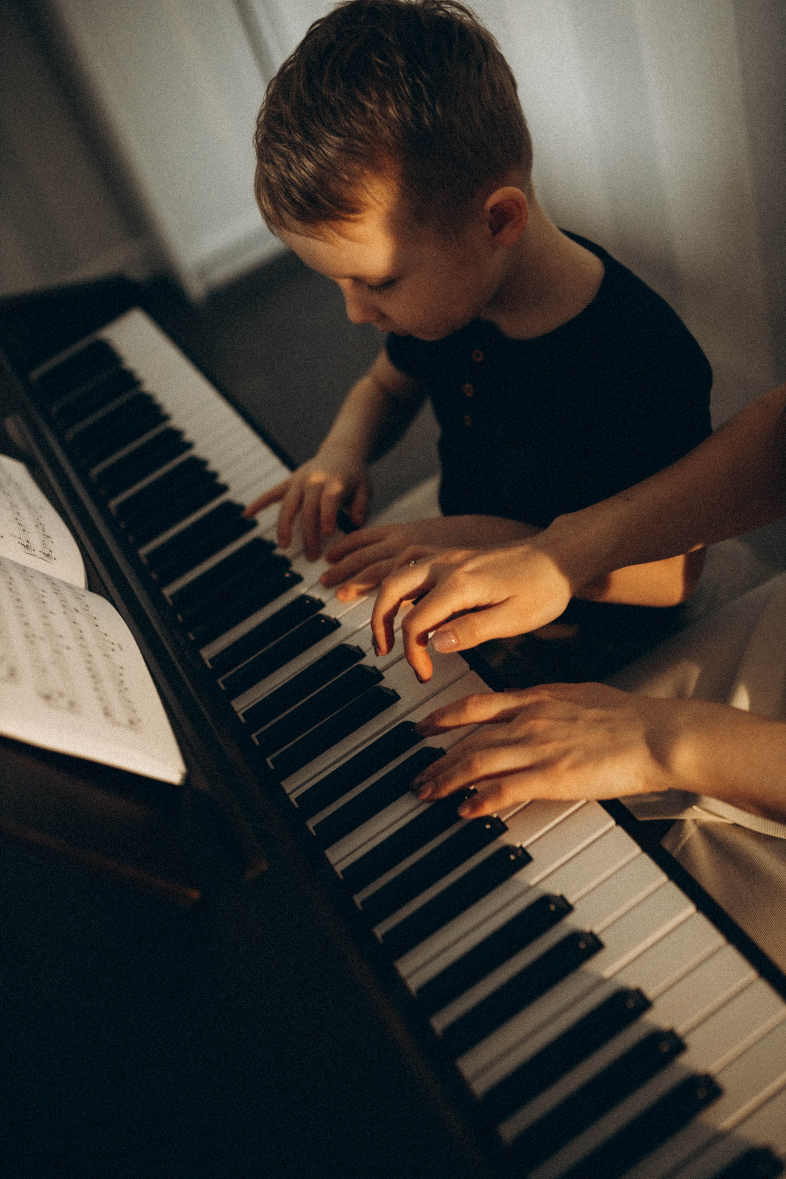 Преподаватель музыки