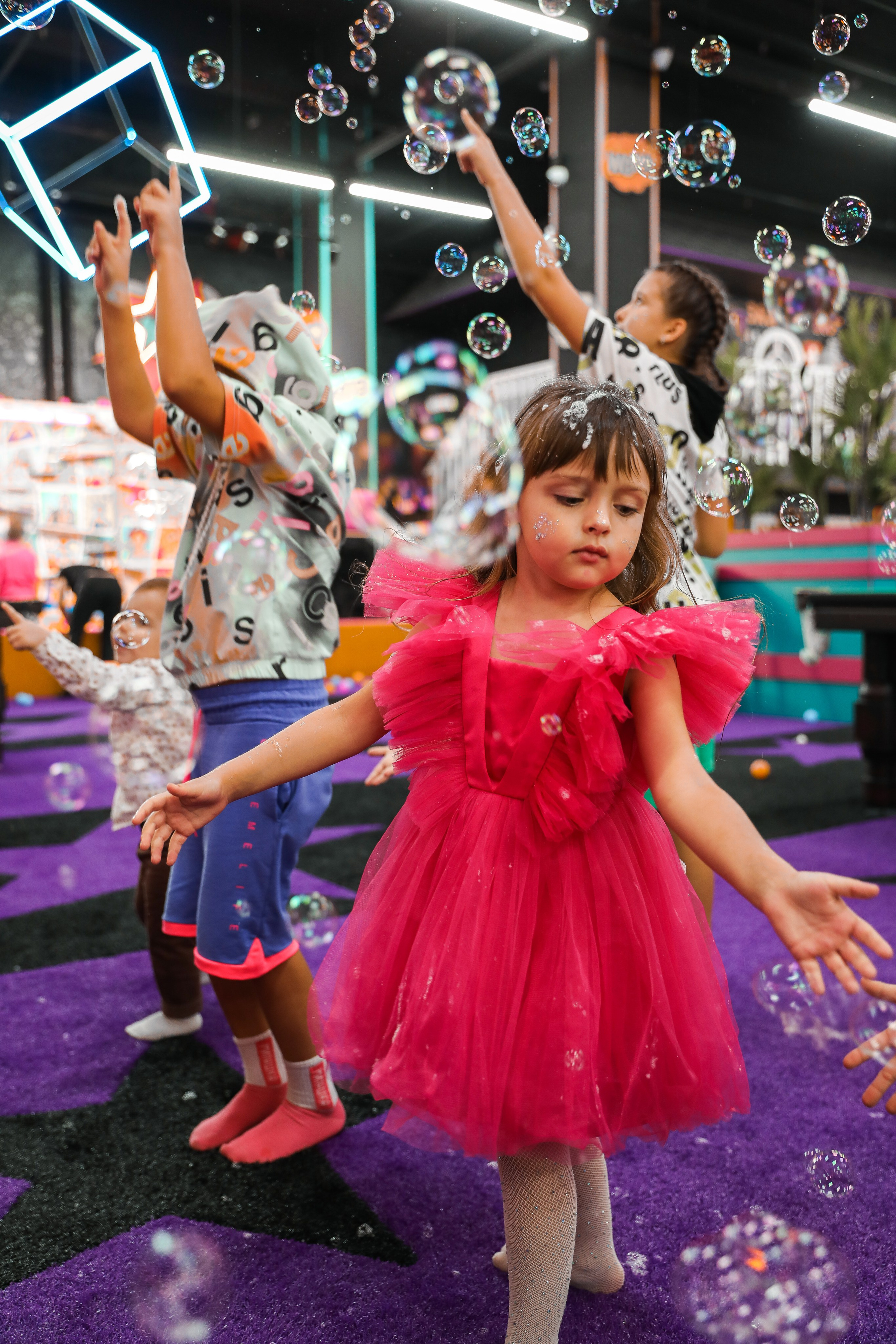 ДЕТСКИЕ МЕРОПРИЯТИЯ. Photographer Viktoriya Markushina «My world throug»