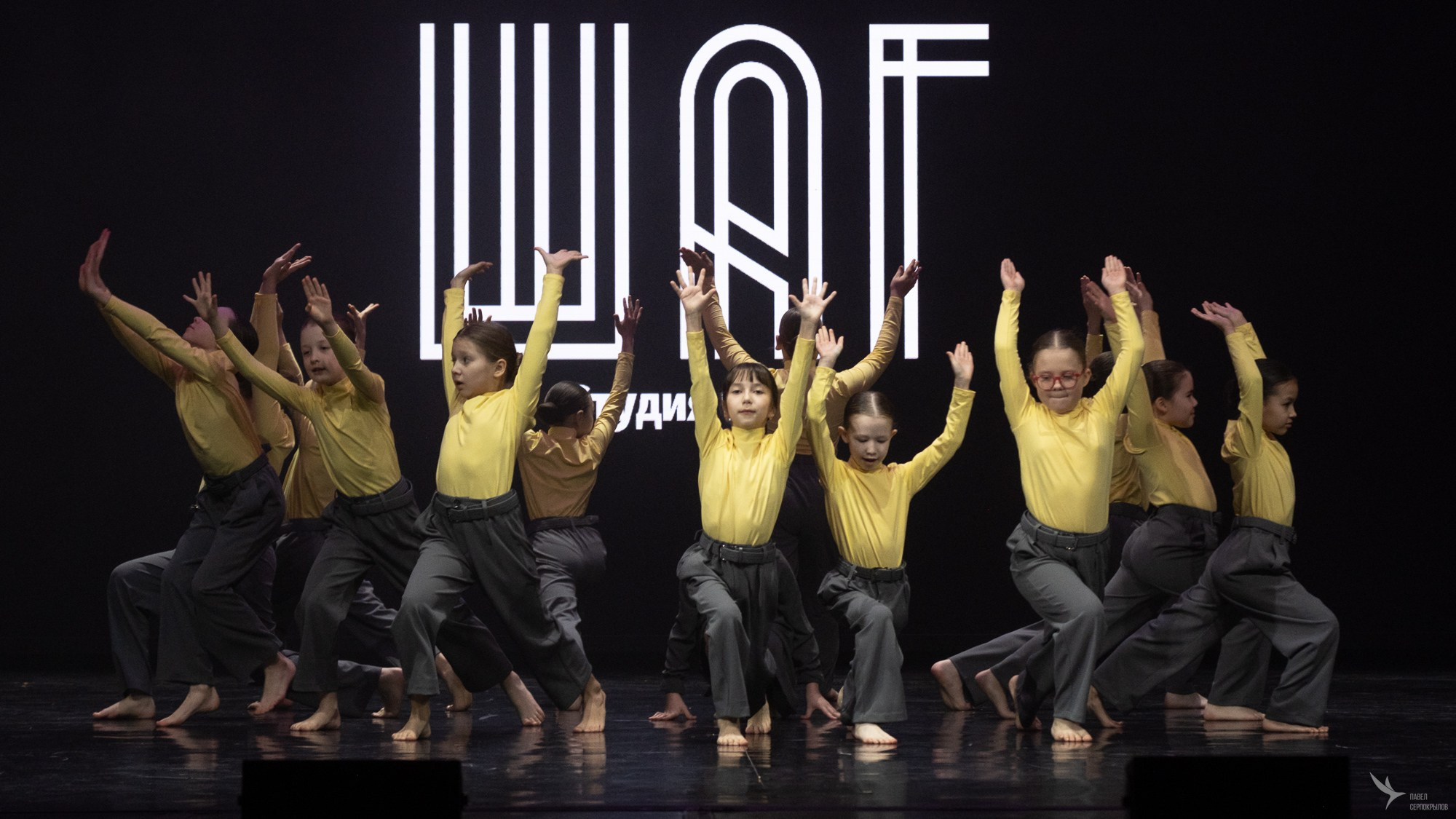 Отчетный концерт студии танца «ШАГ». Репортажный фотограф в Казани Павел Серпокрылов