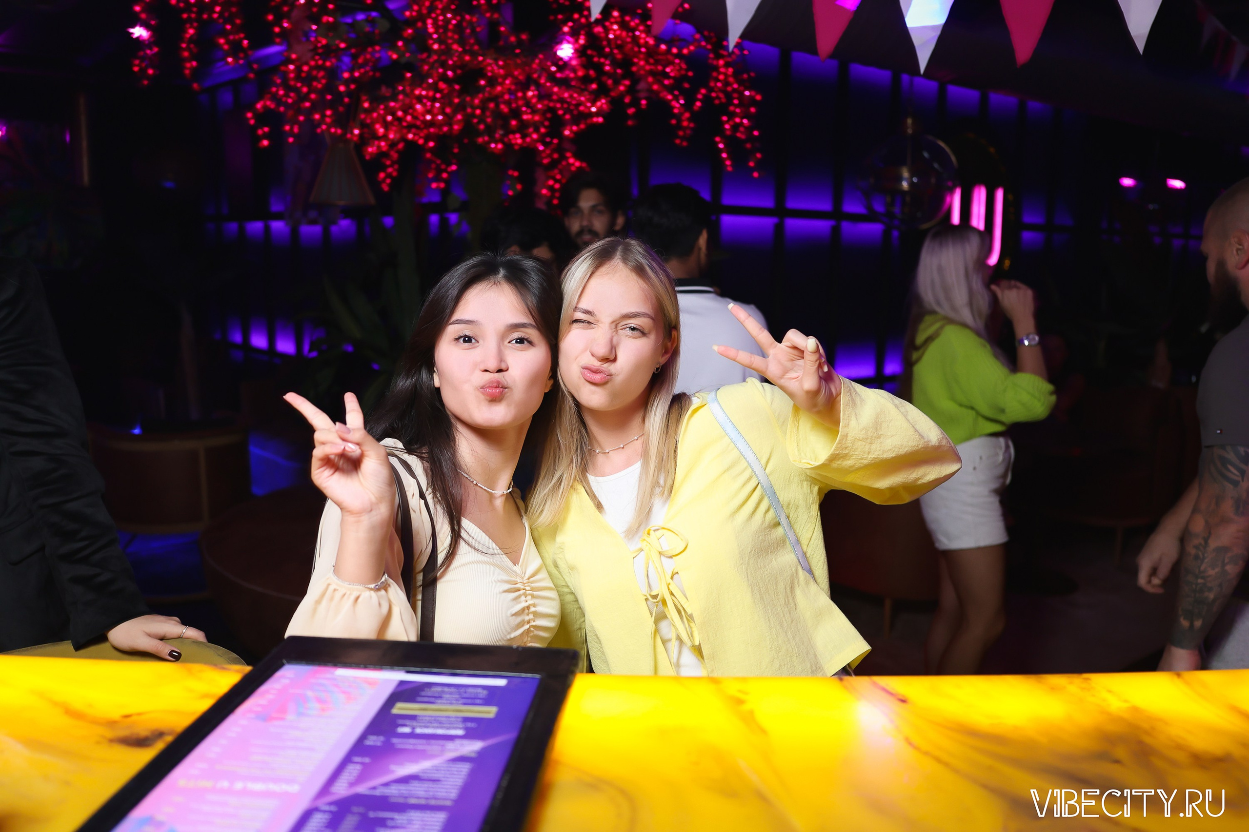 DOUBLE U. VIBECITY.RU Вайб Сити Ру Фоторепортажи Фотоотчеты Калининград