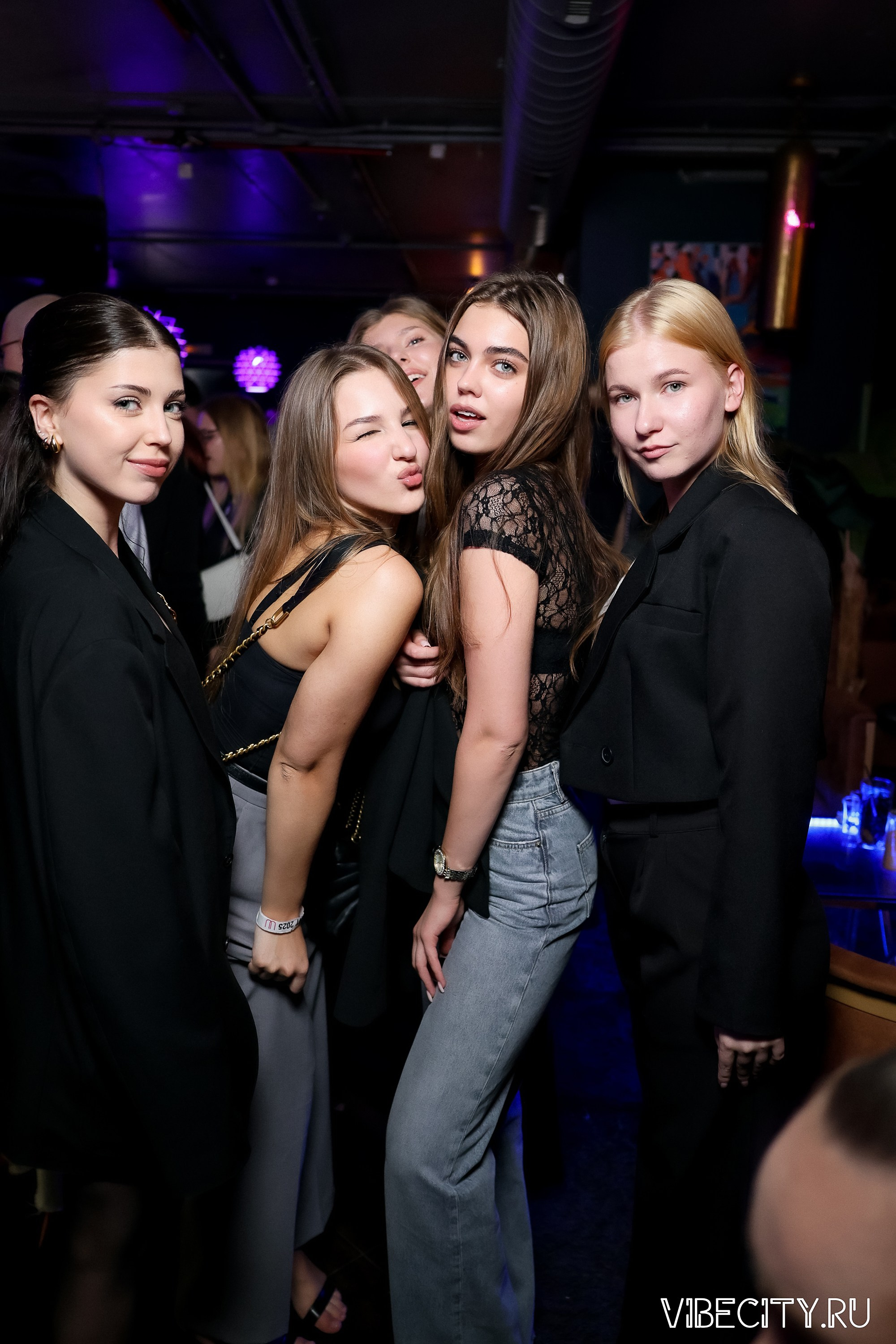 DOUBLE U. VIBECITY.RU Вайб Сити Ру Фоторепортажи Фотоотчеты Калининград