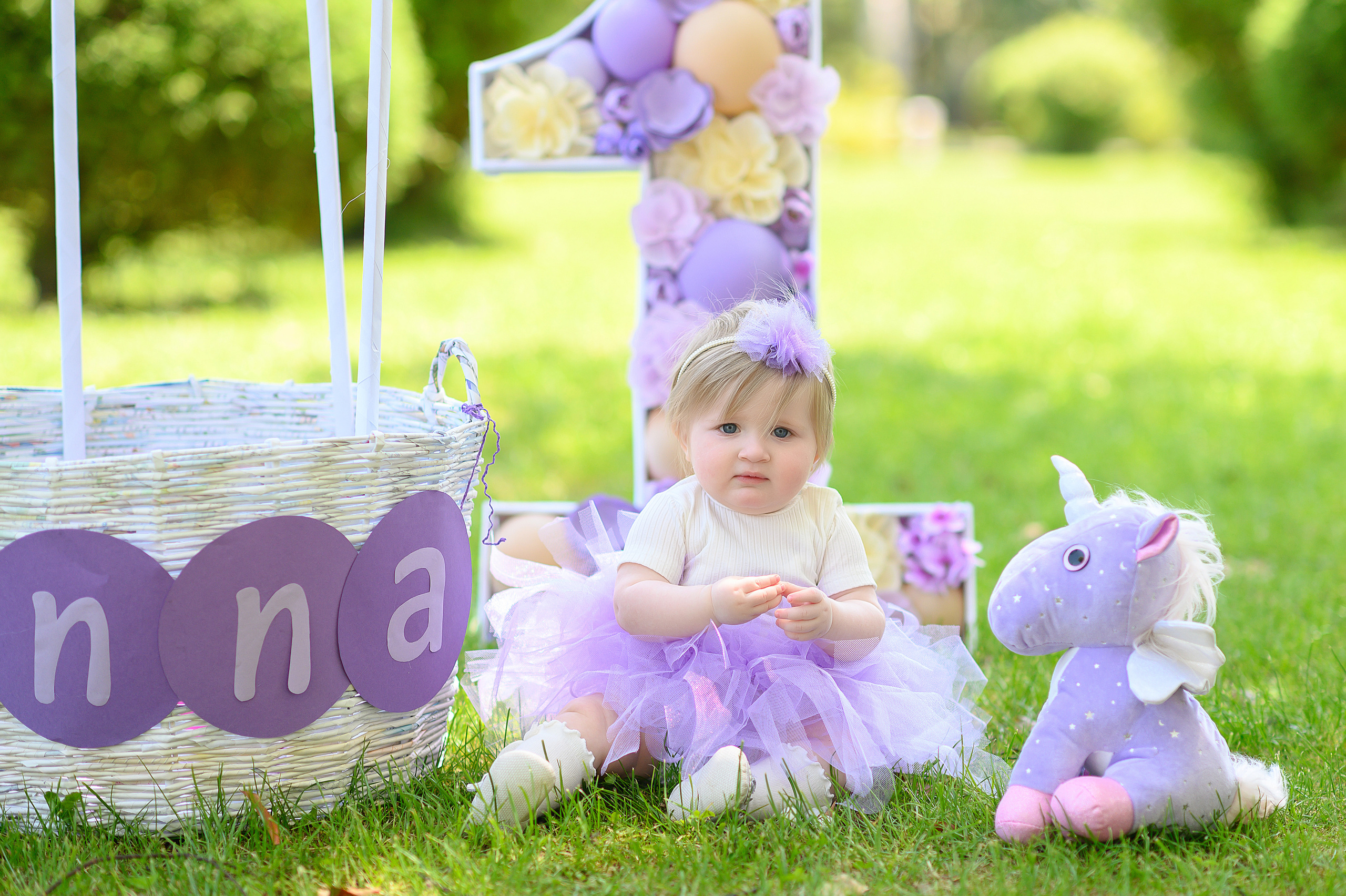 Инна 1 годик. Детский фотограф Абхазия