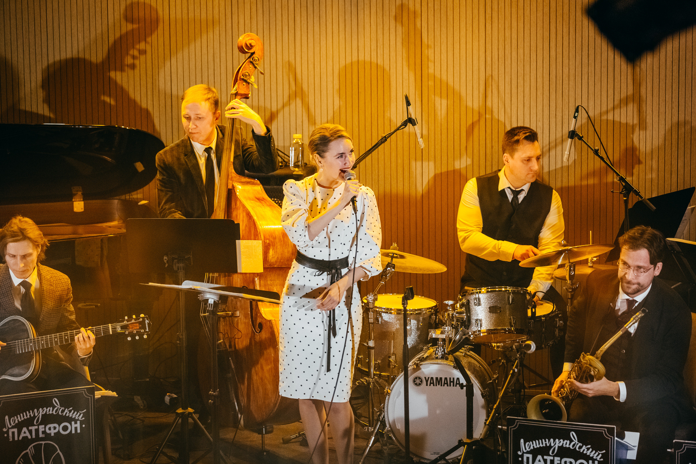ЛЕНИНГРАДСКИЙ ПАТЕФОН. Портретный, танцевальный и концертный фотограф Ира Палкина