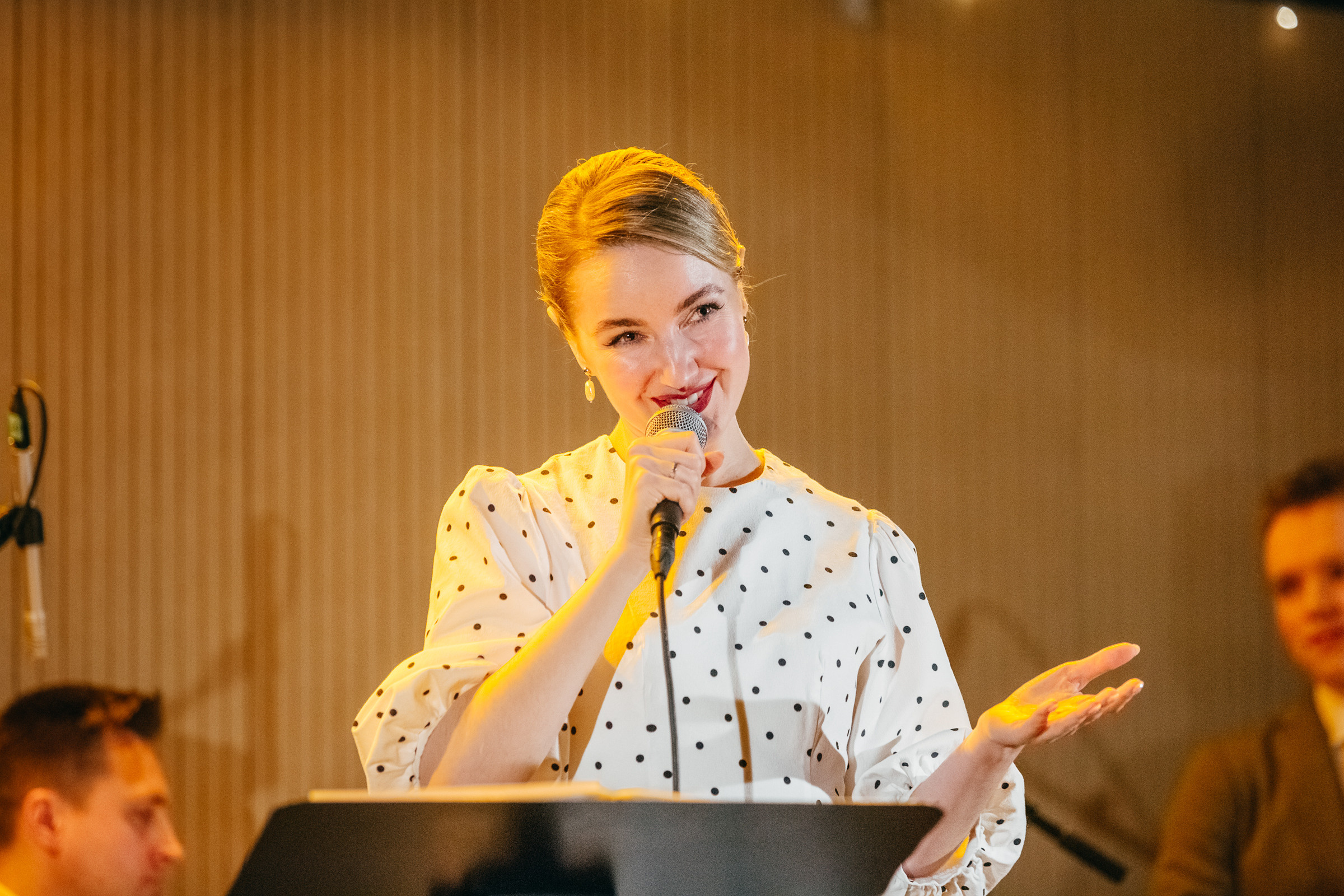 ЛЕНИНГРАДСКИЙ ПАТЕФОН. Портретный, танцевальный и концертный фотограф Ира Палкина