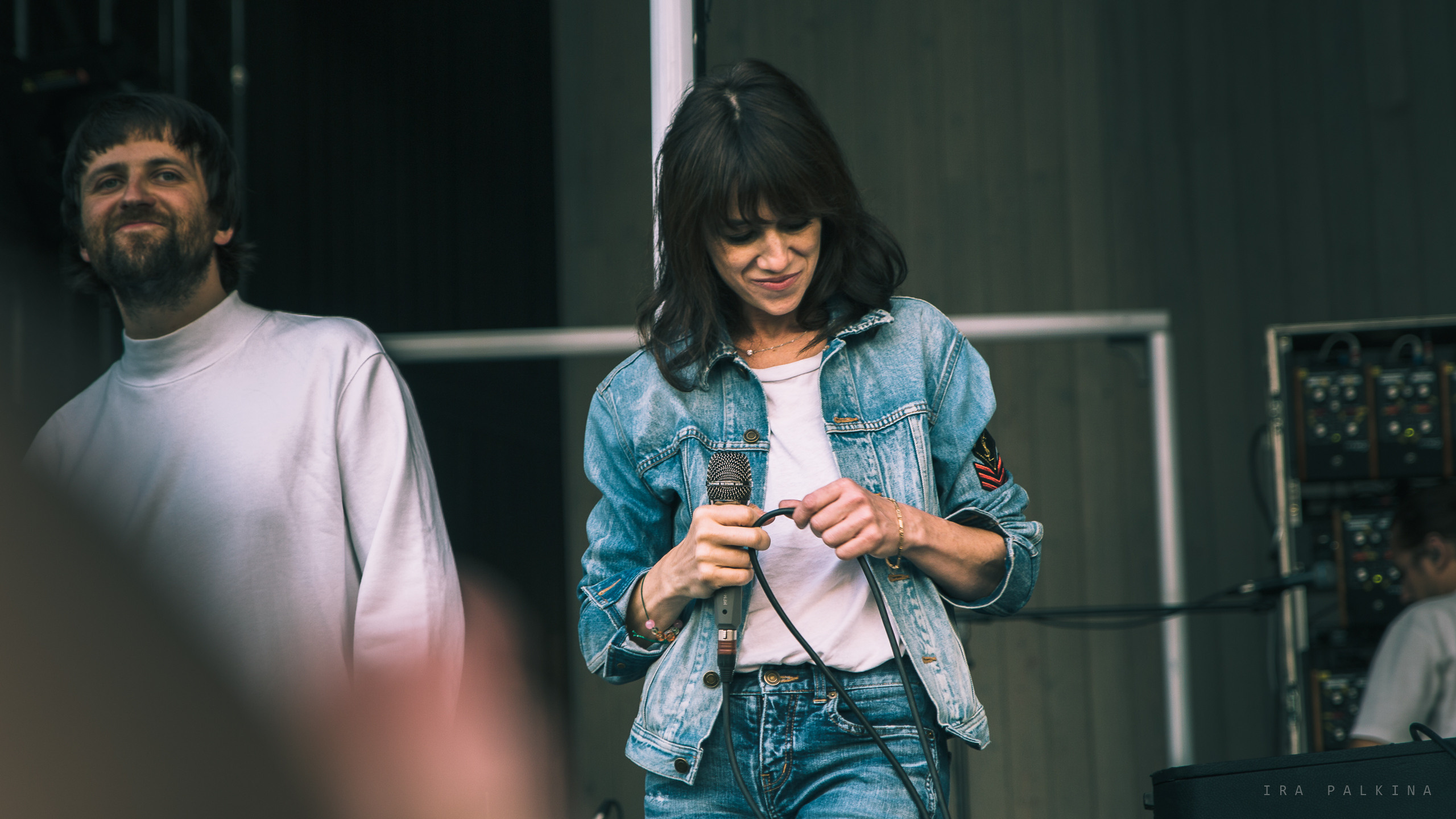 CHARLOTTE GAINSBOURG. Портретный, танцевальный и концертный фотограф Ира Палкина