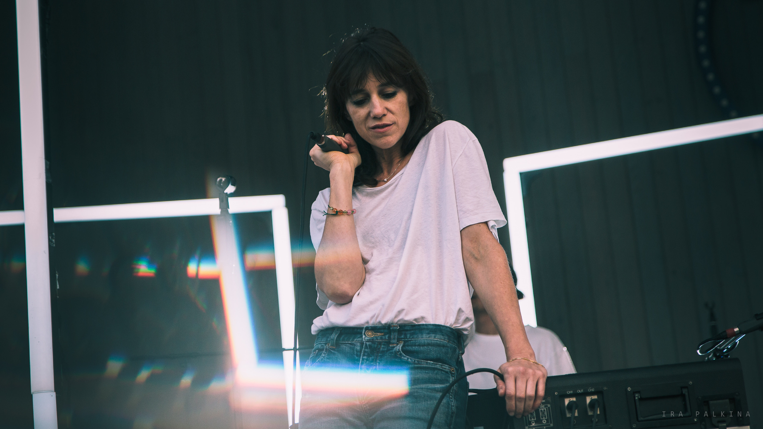 CHARLOTTE GAINSBOURG. Портретный, танцевальный и концертный фотограф Ира Палкина