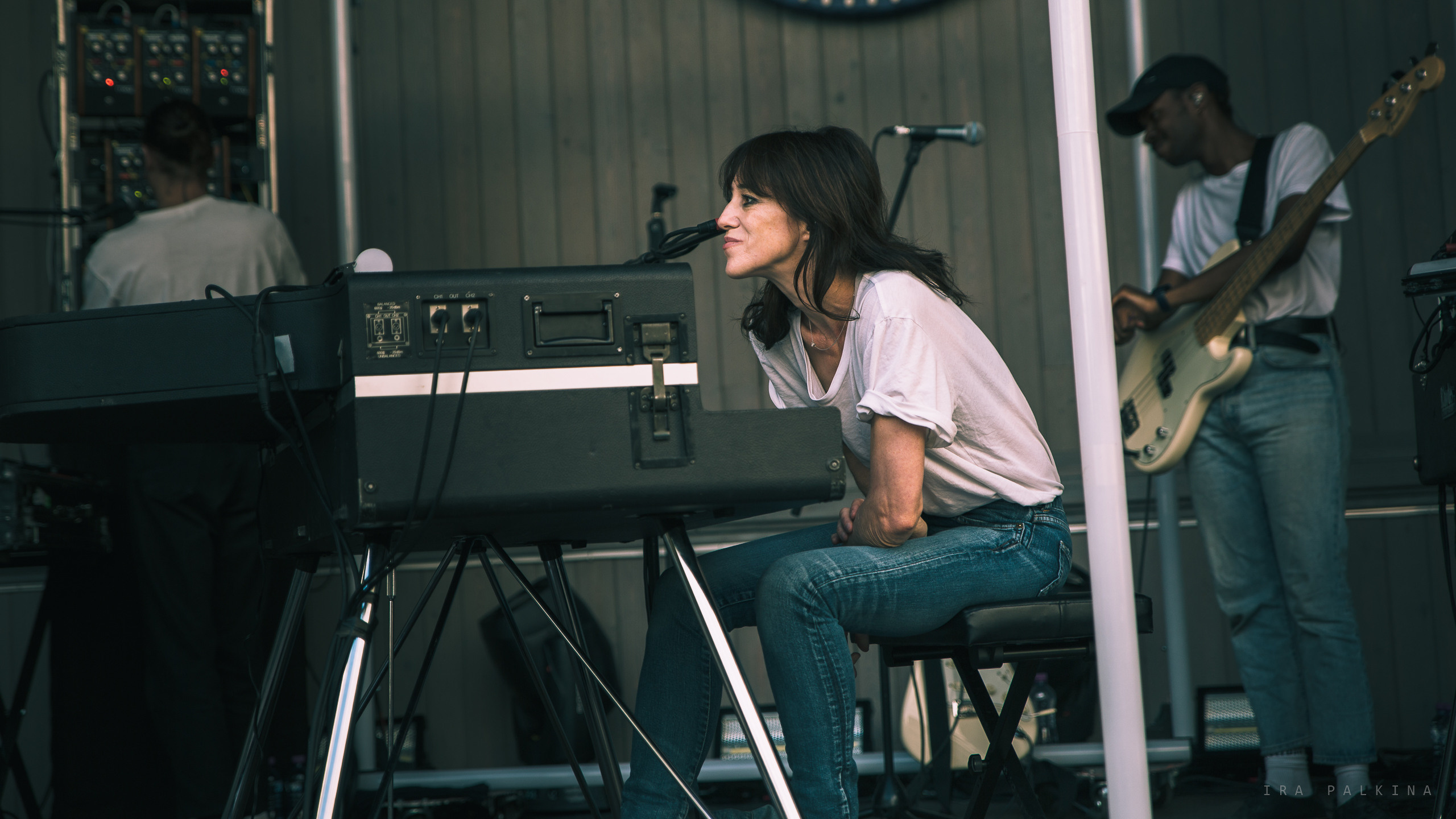CHARLOTTE GAINSBOURG. Портретный, танцевальный и концертный фотограф Ира Палкина