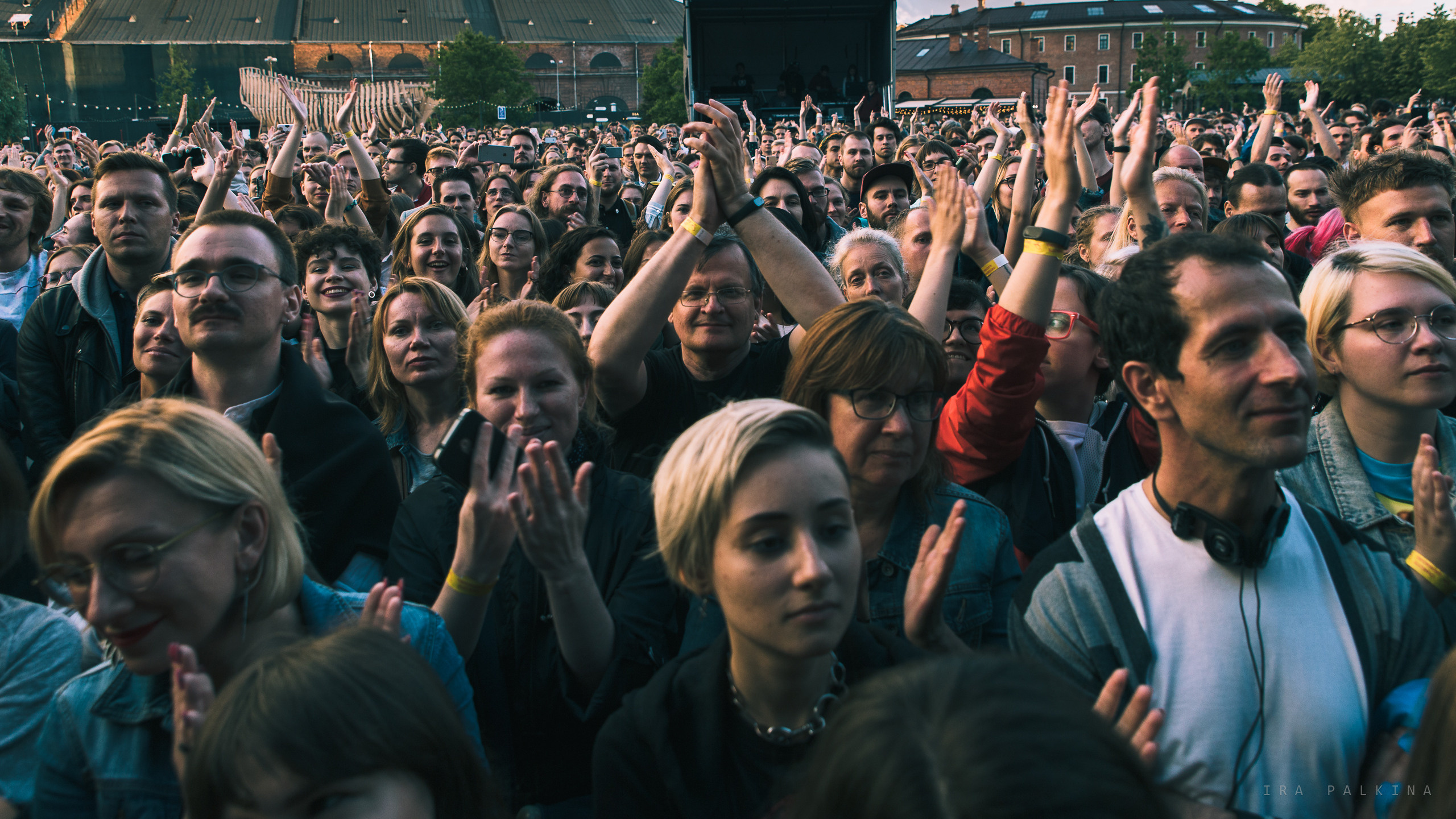 CHARLOTTE GAINSBOURG. Портретный, танцевальный и концертный фотограф Ира Палкина