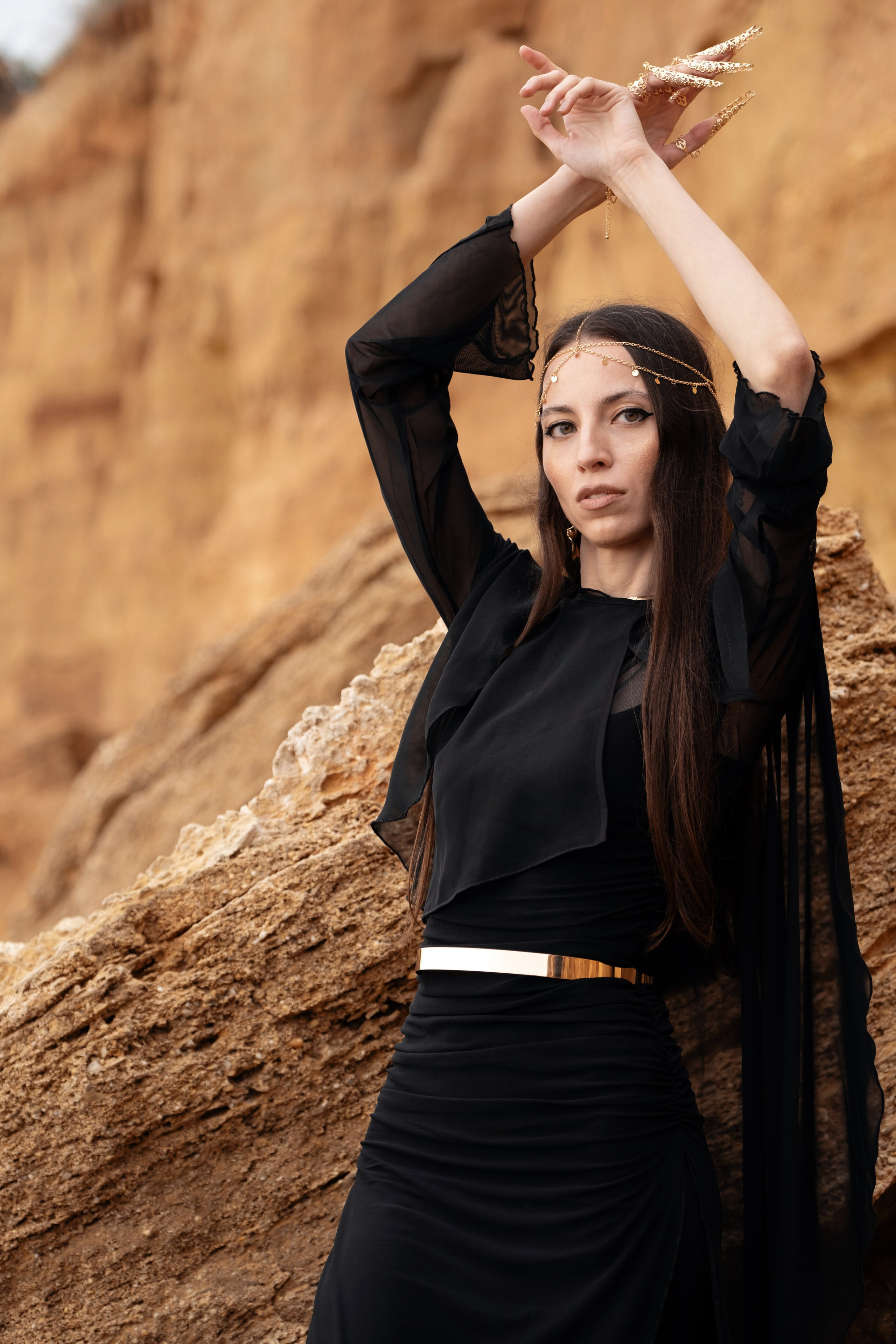 Арабская Эстетика. Профессиональная фотосъемка в Крыму. Натуральные эмоции и живые кадры. Забронируйте дату прямо сейчас!