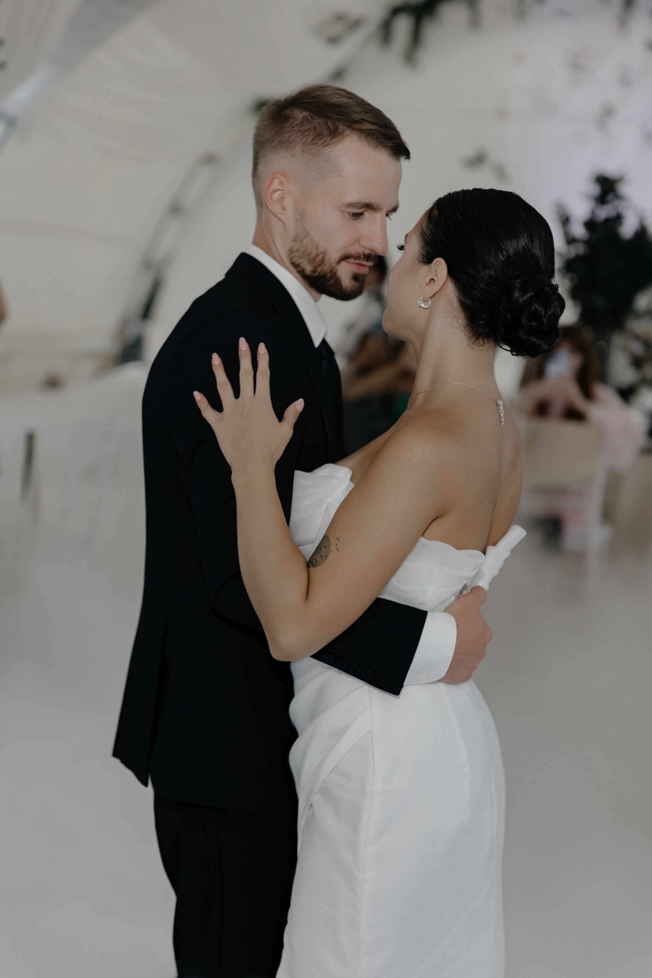 31.08.2024. RETOUCH-HOUSE