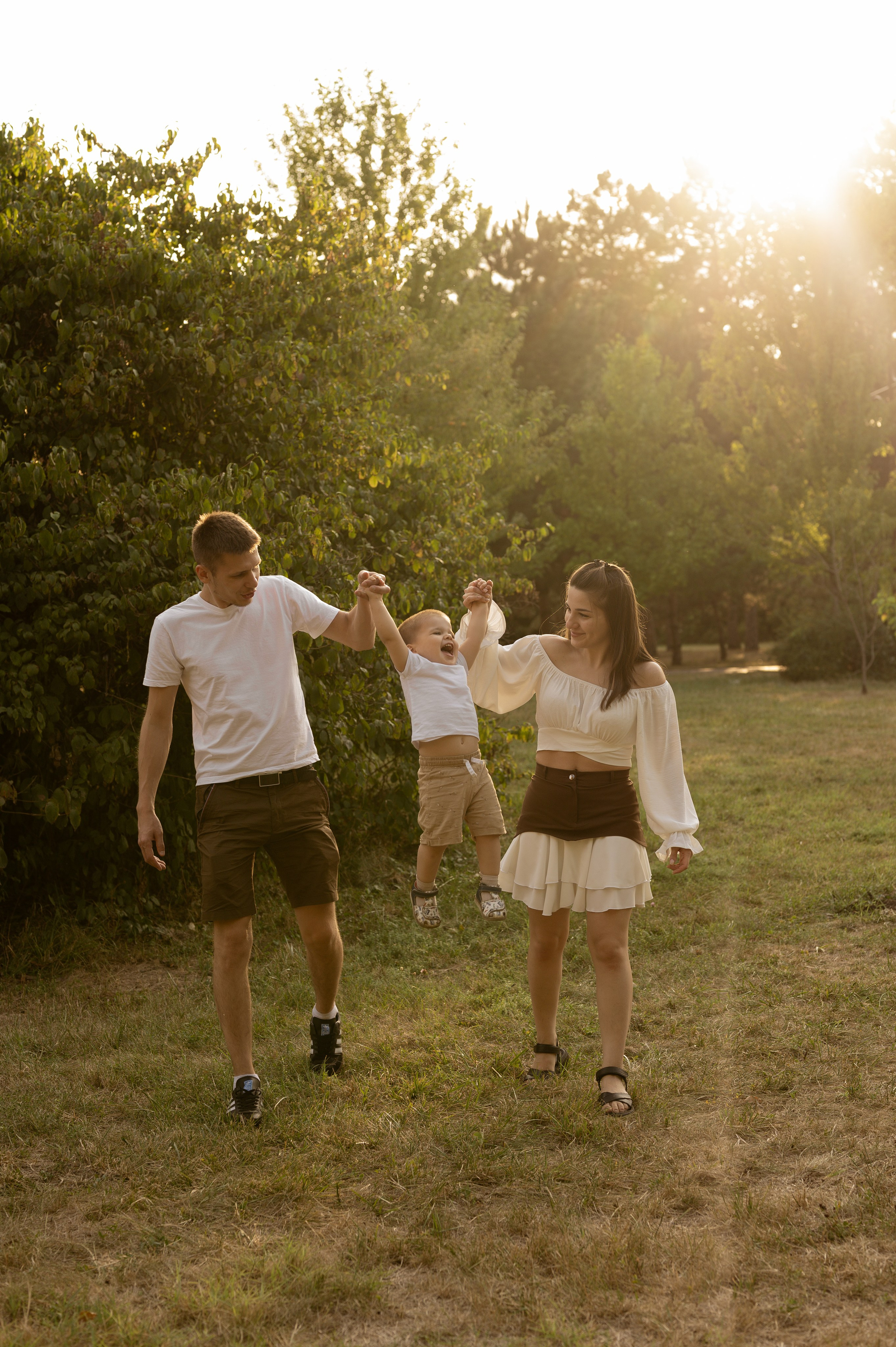 Летняя семейная фотосессия в парке. Свадебный и семейный фотограф в Краснодаре Алина Мельник