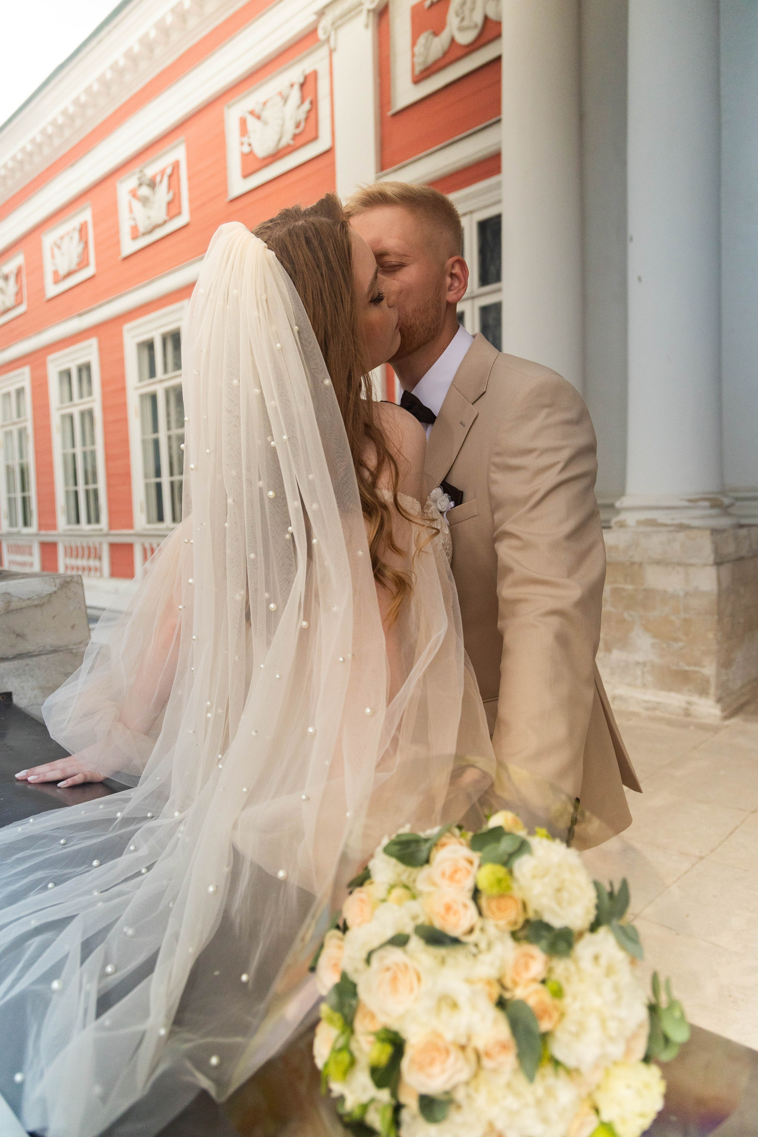 Свадебная фотосессия свадебный фотограф Татьяна Марсуверских свадебная фотопрогулка Москва Жуковский. Фотограф для маркетплейсов, фотоуслуги в Жуковском Татьяна Марсуверских