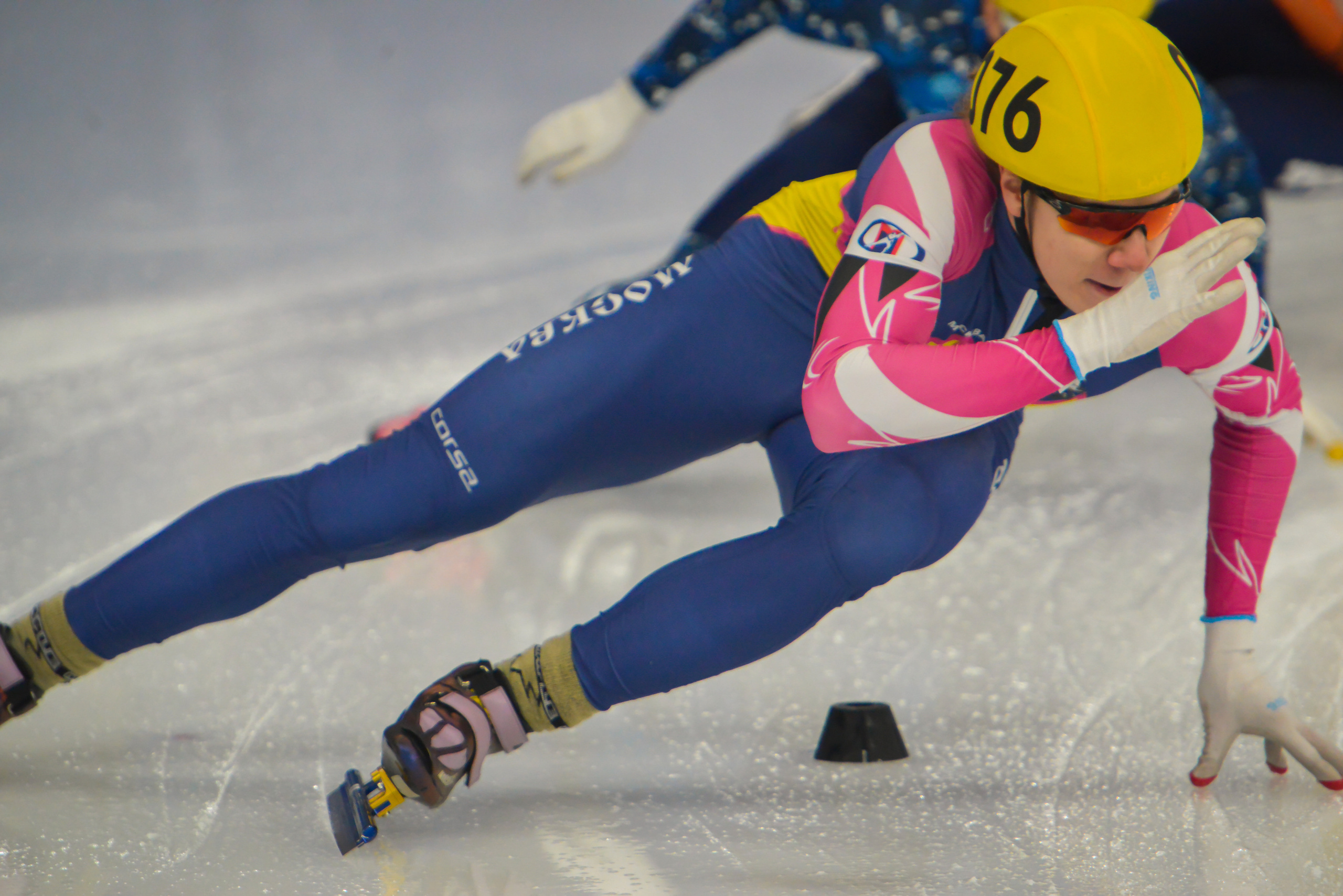 Шорт-Трек. Спортивный и не только фотограф в Санкт-Петербурге- Артём Золотарёв