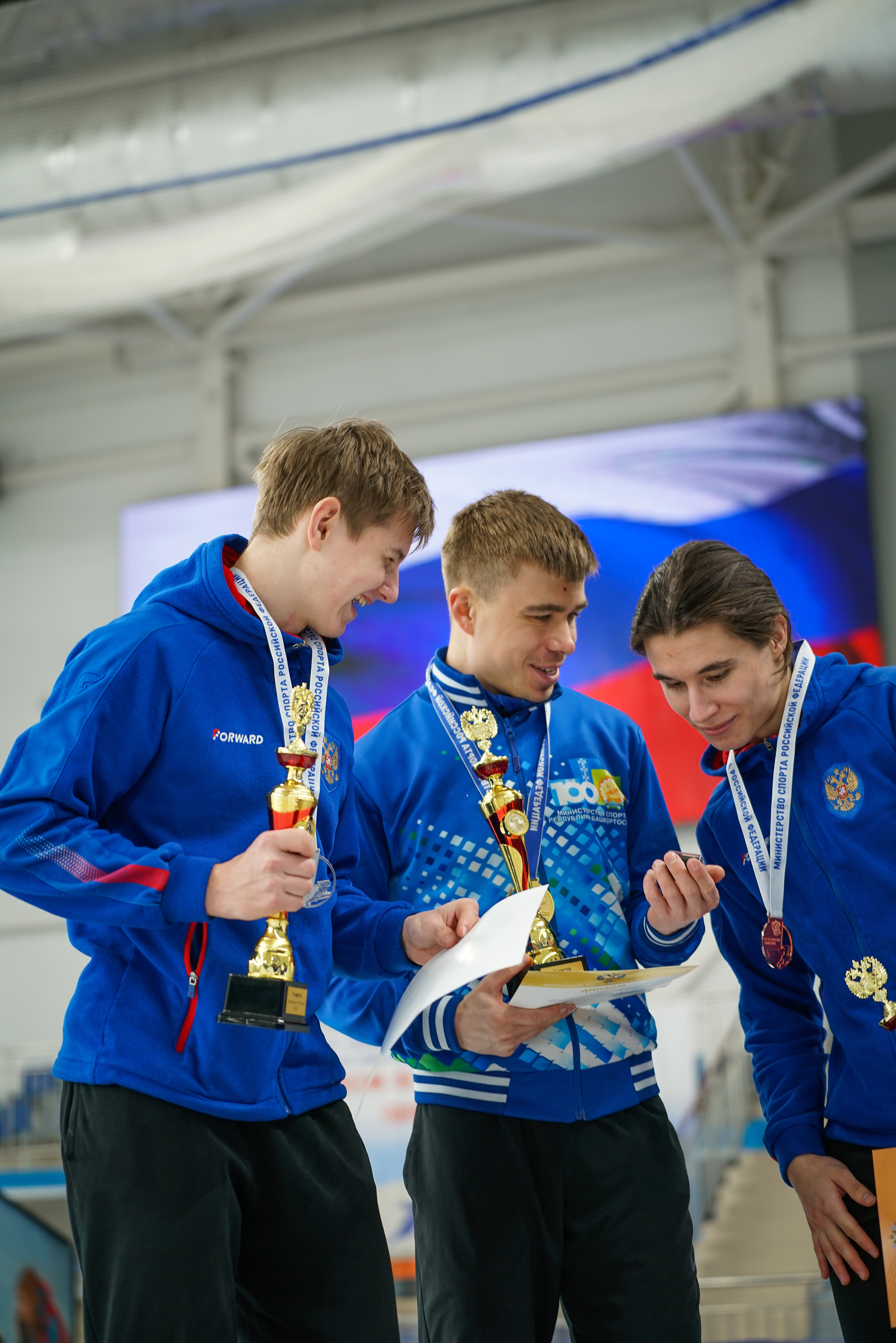 Шорт-Трек. Спортивный и не только фотограф в Санкт-Петербурге- Артём Золотарёв