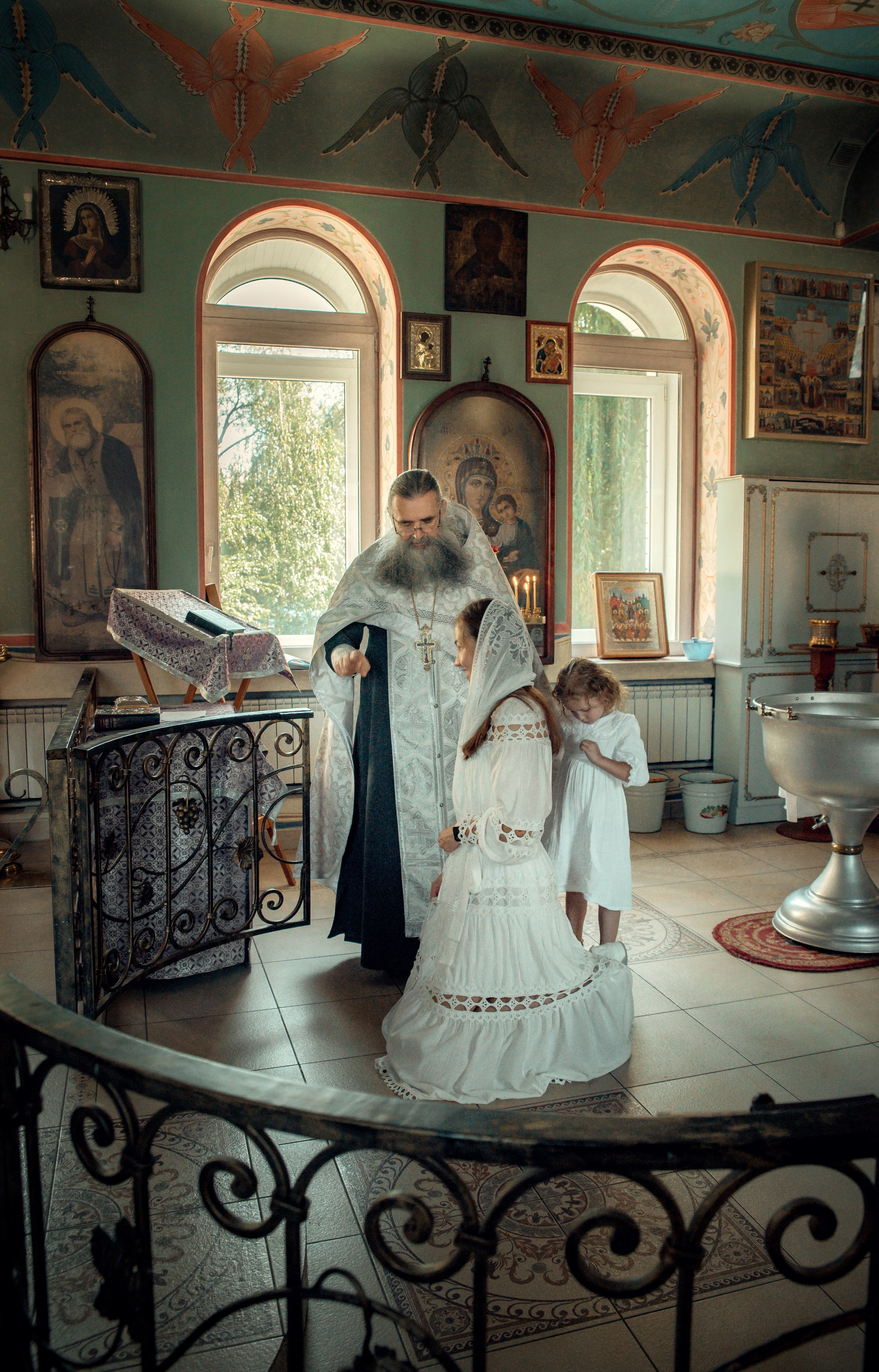 Таинство Крещения Арины, Церковь Всех Святых в Земле Российской г. Волгоград. Церковный, семейный и репортажный фотограф Волгоград, Волжский