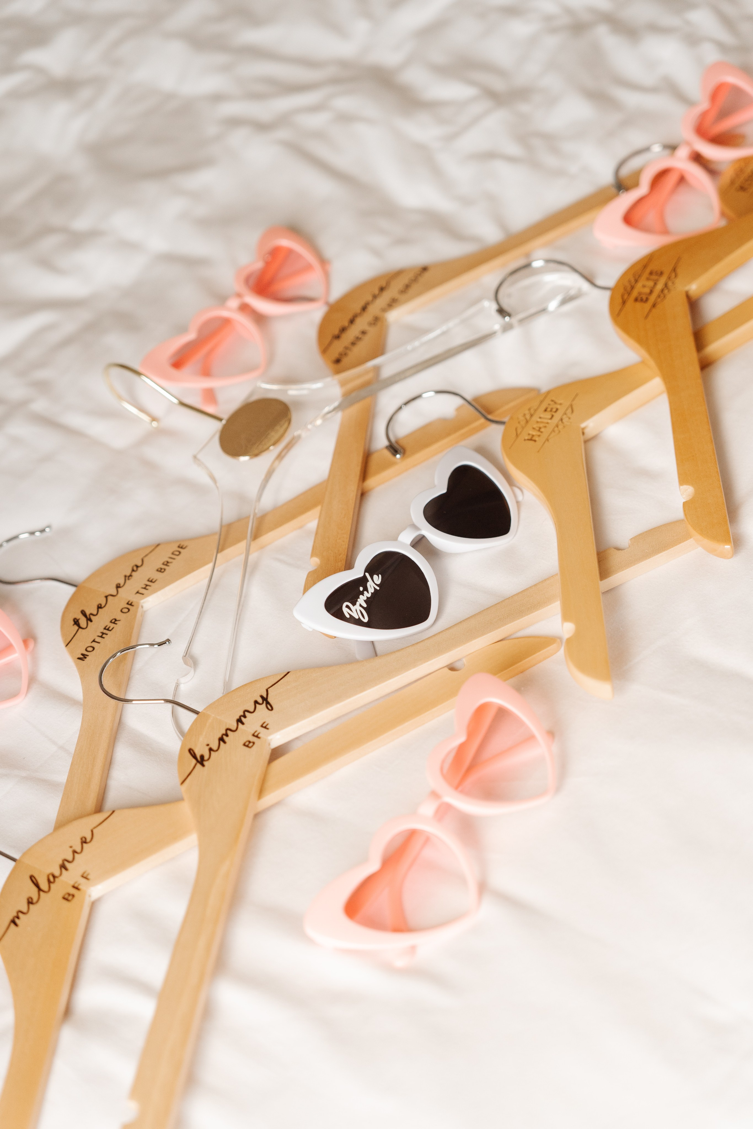 2025-08-16_BryanAmber. Ретушер Зенькевич Света