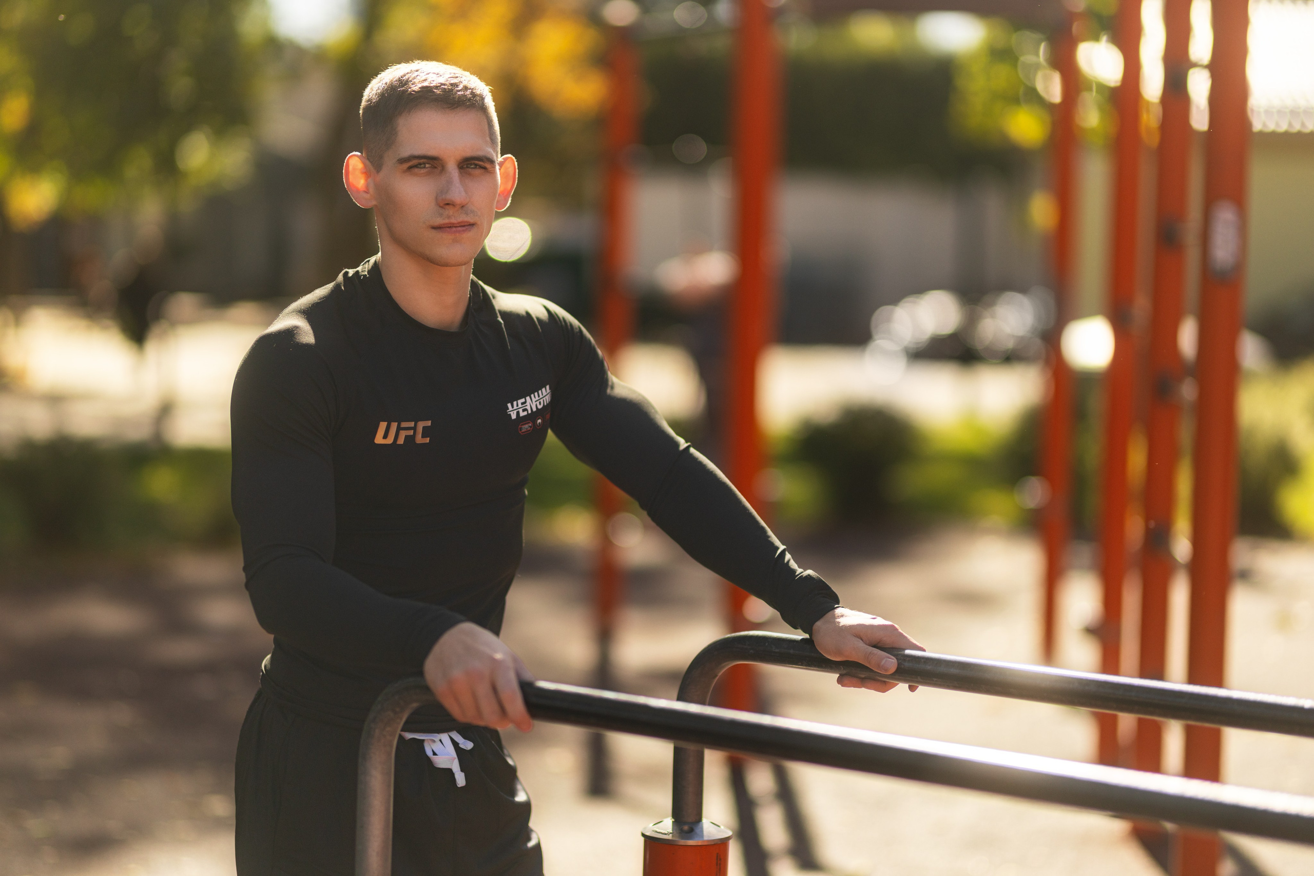 Фотосет на спортплощадке с Владом для контента. Дмитрий Шульгин, портретный фотограф в Воронеже