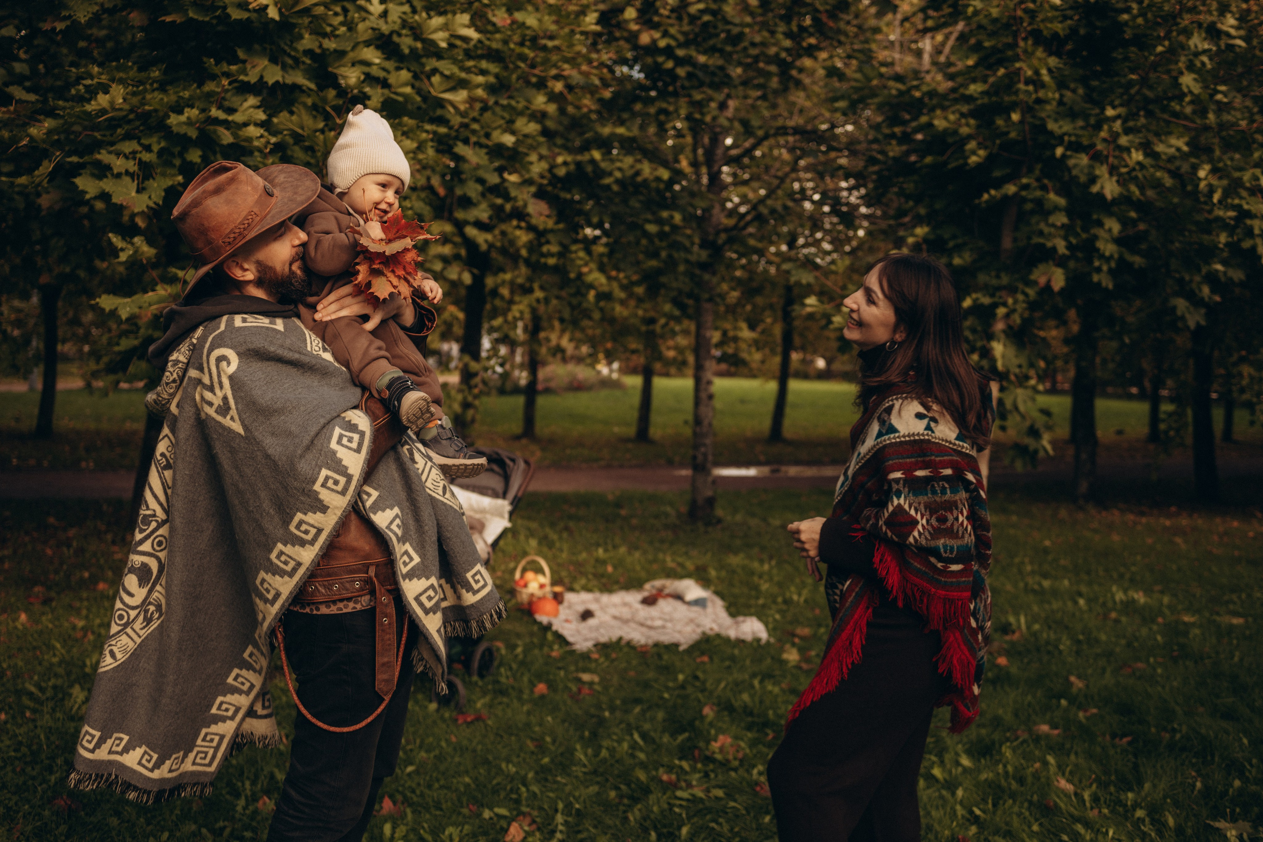 Семейное тепло в осенних красках Санкт-Петербурга. Семейный фотограф Питер •love-story•|Санкт-Петербург