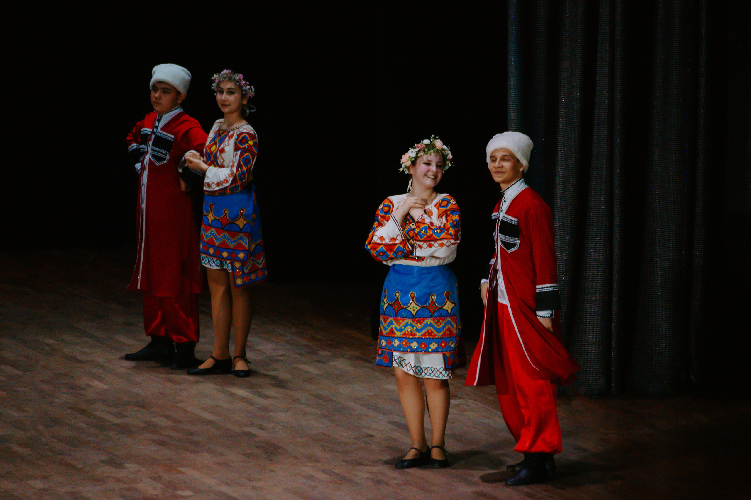 «Уральский сувенир». Концерт танцевальной студии. Фотограф в Челябинске Ополихина Анна