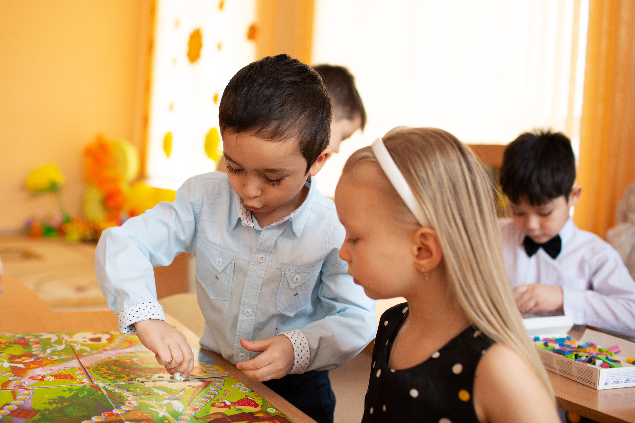 День в детском саду. Выпускные альбомы и школьный фотограф в Подольске, Троицке, Щербинке, Москве и Московской области