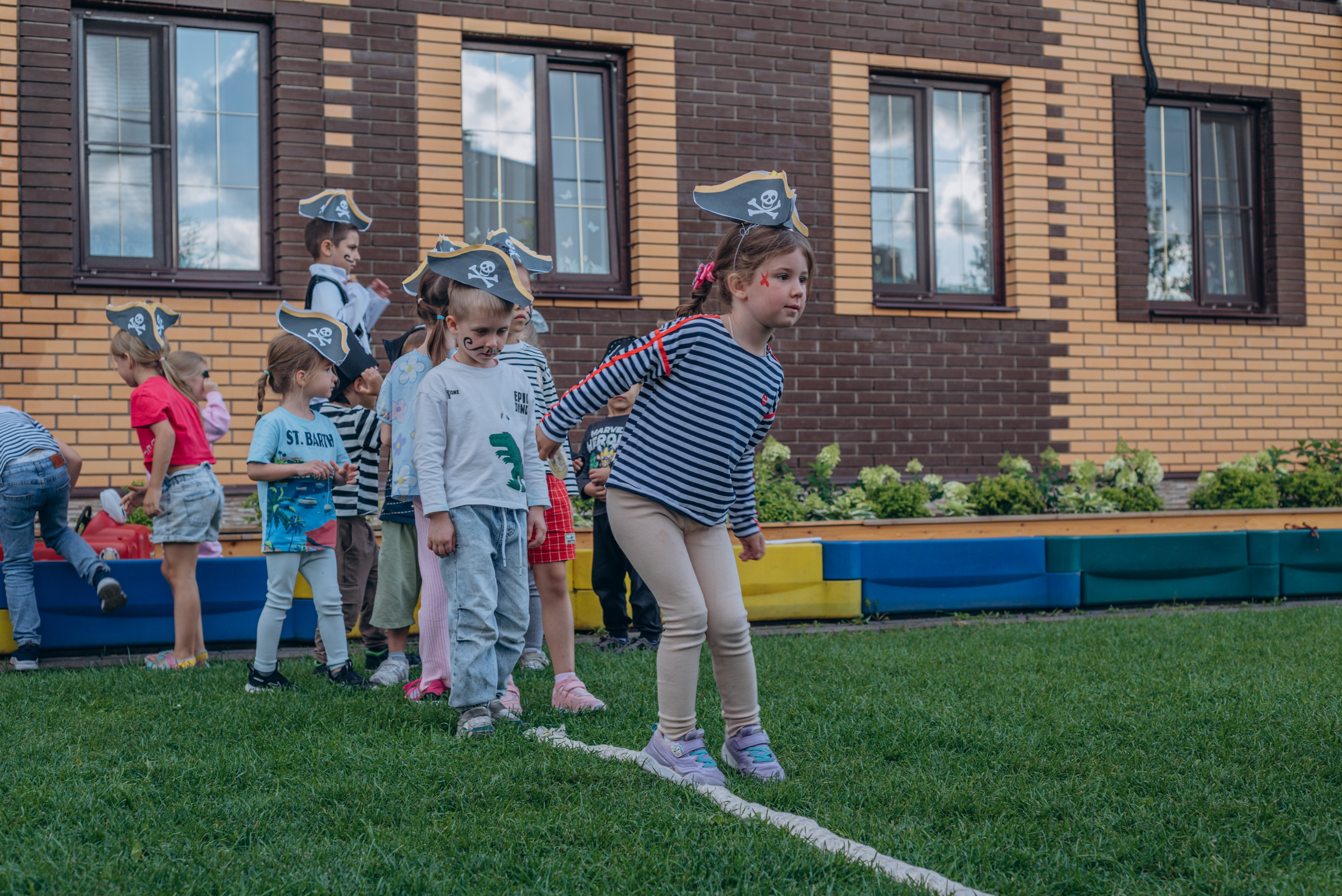 Пиратская вечеринка. MILATE — выпускные альбомы, фотосессии и видео в Москве