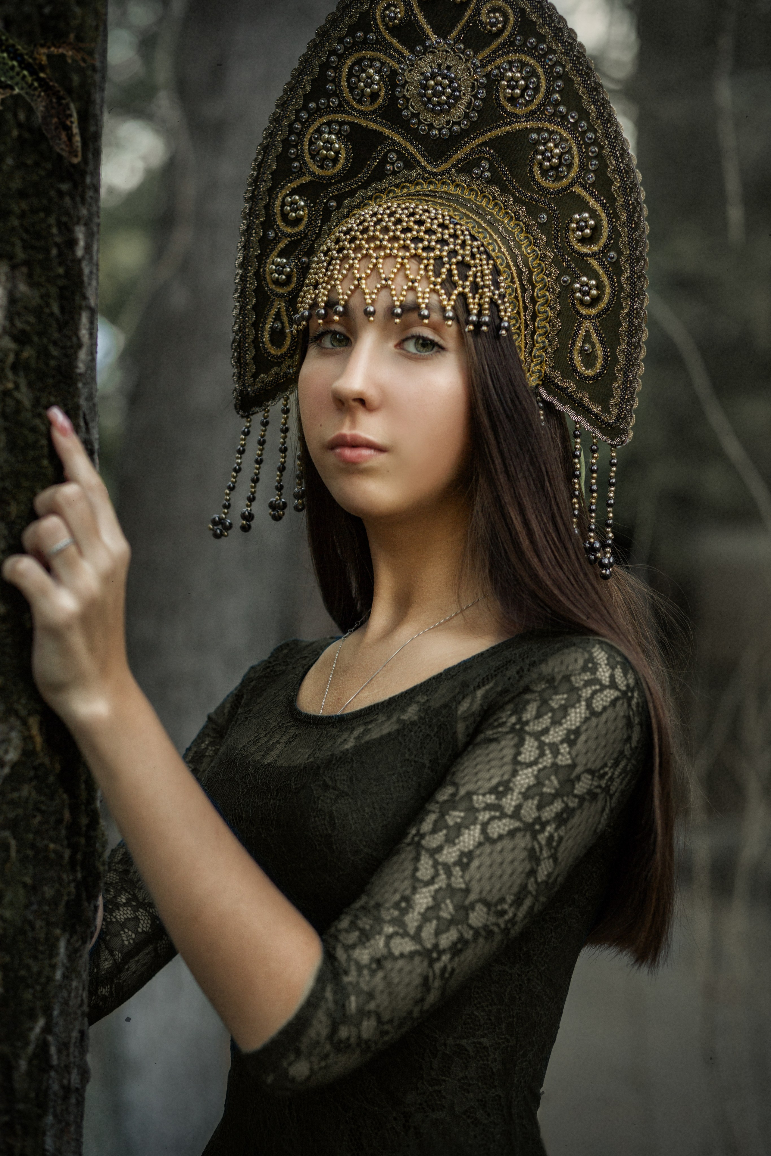 ЖЕНСКИЙ ПОРТРЕТ. Главная