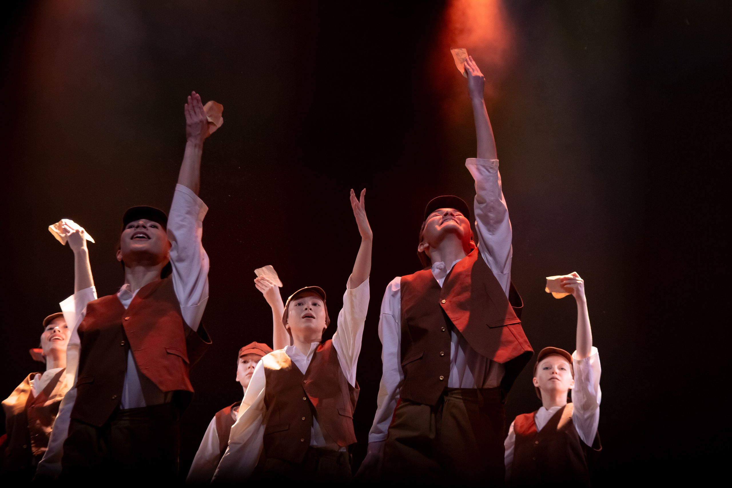 Театральная постановка Джалиль — юбилей Мусы Джалиля. Репортажный и портретный фотограф Казань / Горячих Полина