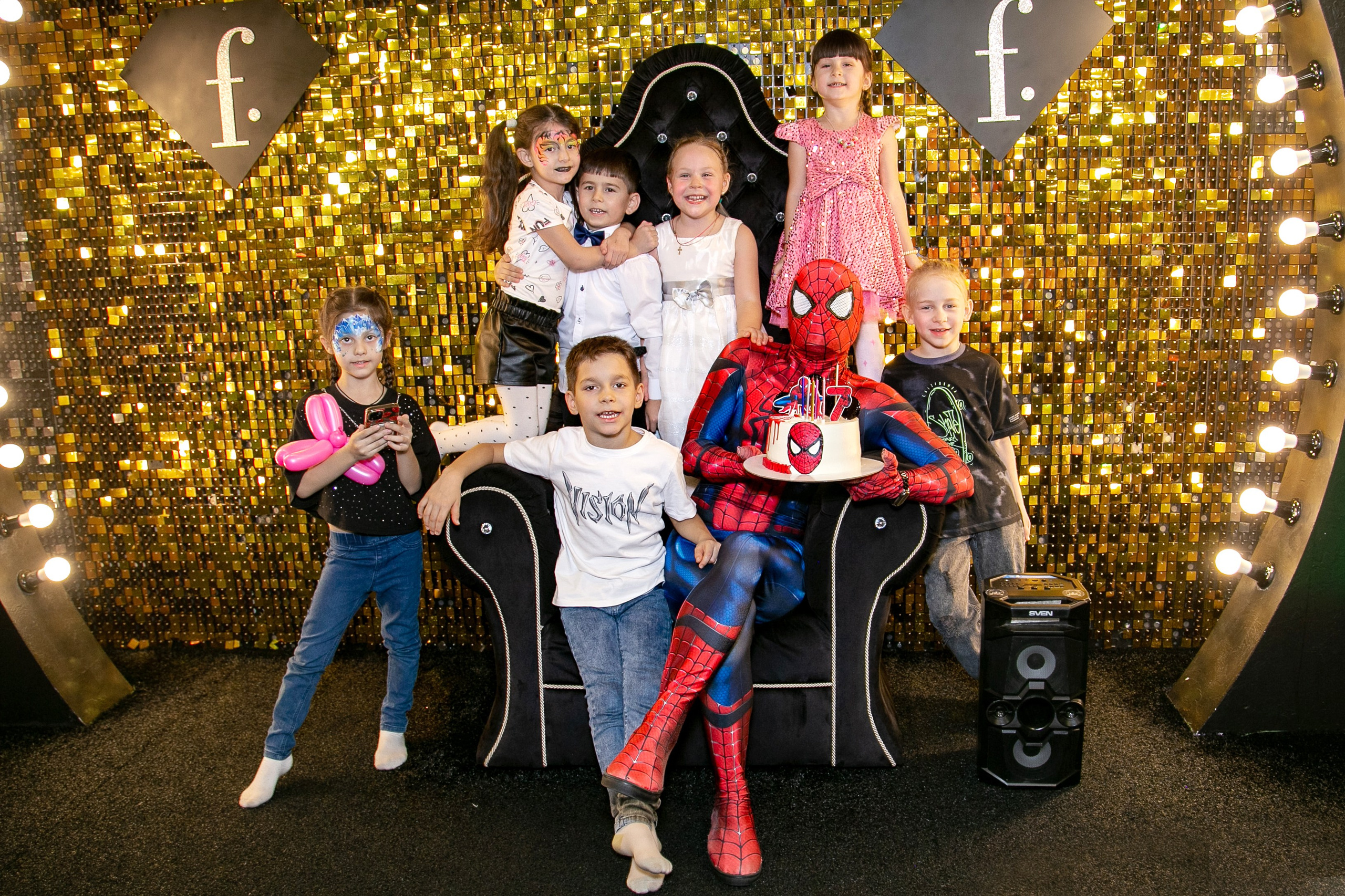 Детские день рождения. Фотограф Краснодара, фотограф в парке Галецкого.репортажный фотограф. детский фотограф, свадебный фотограф. профессиональный фотограф