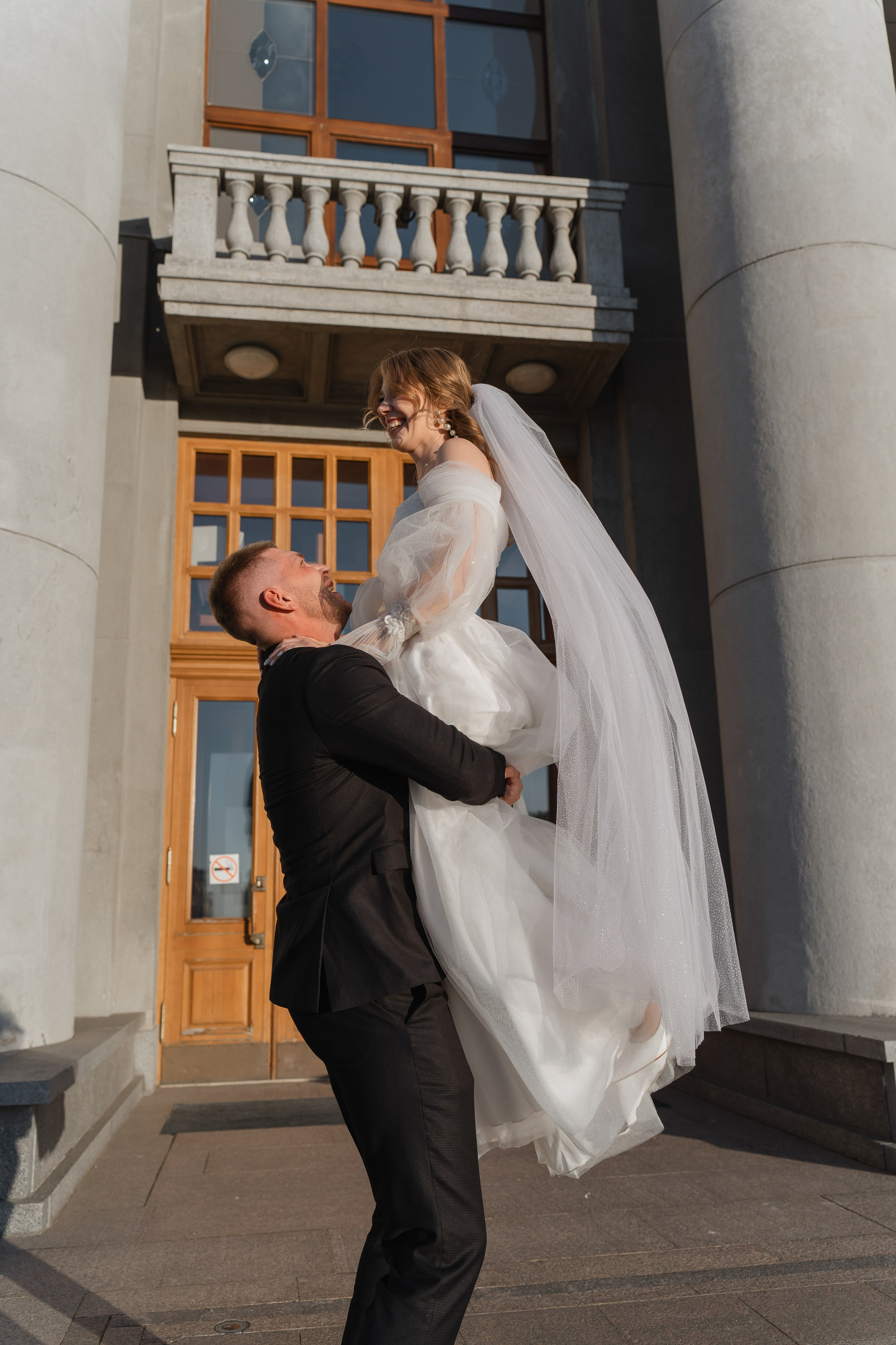 Олег и Татьяна _театр Оперы и балета. Свадебный и семейный фотограф в Самаре Салахова Гулина