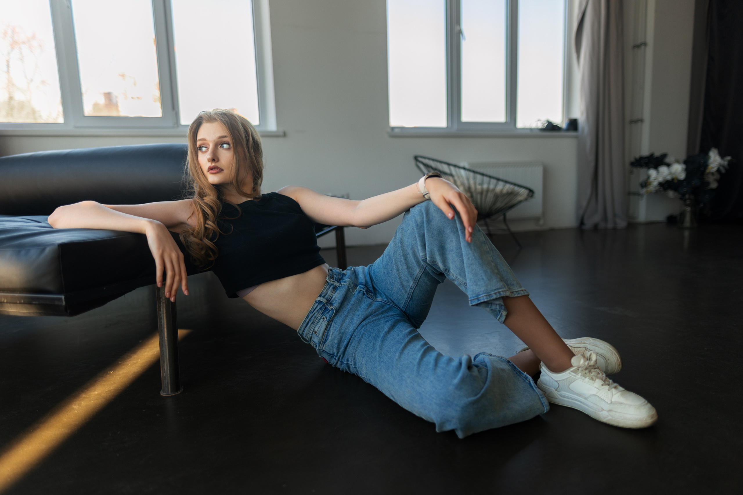 Студийная съемка с Викторией в интерьере в формате для «себя». Дмитрий Шульгин, портретный фотограф в Воронеже