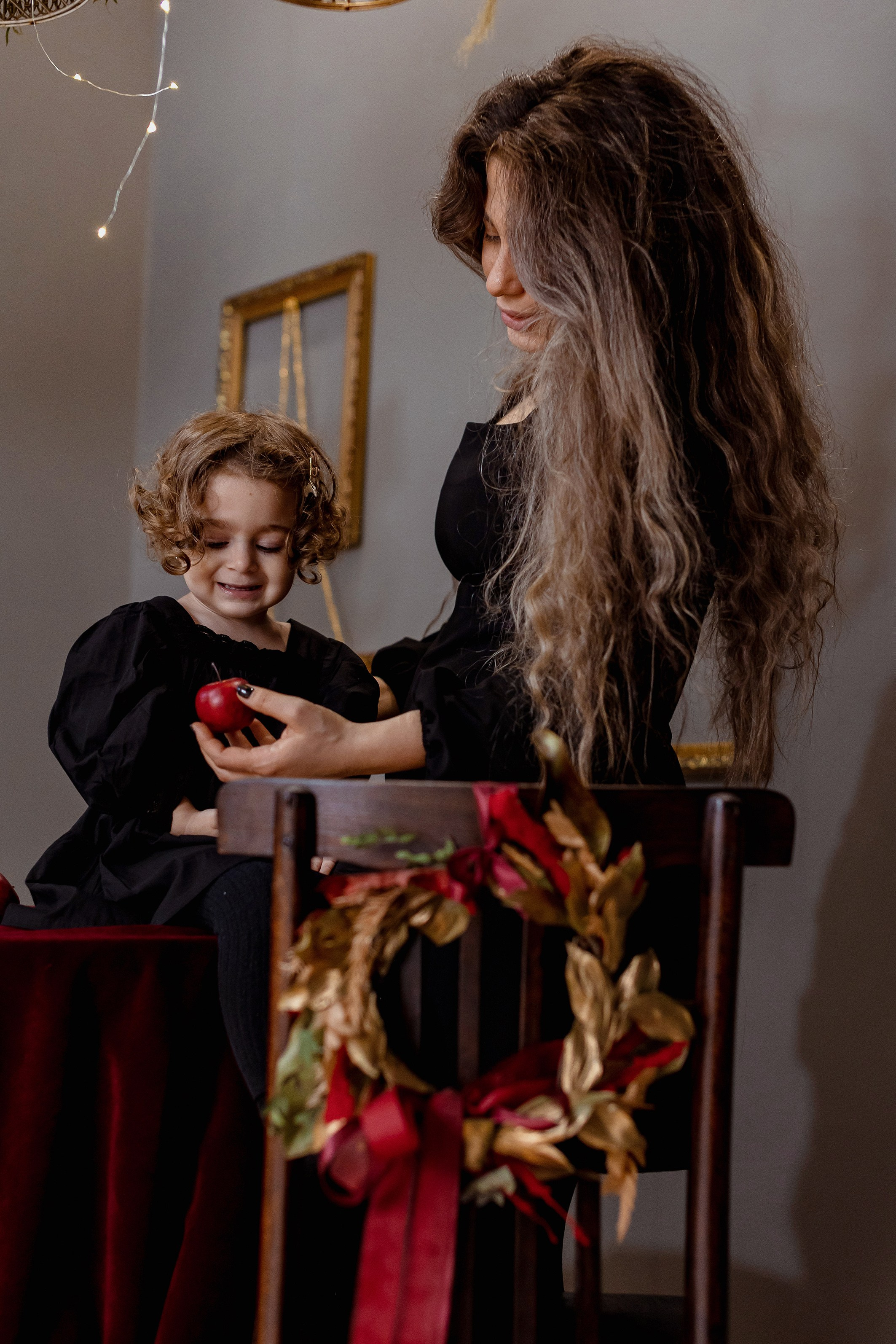 Зарина с дочей. Свадебный и семейный фотограф в Каспийске Алёна Нурмагомедова