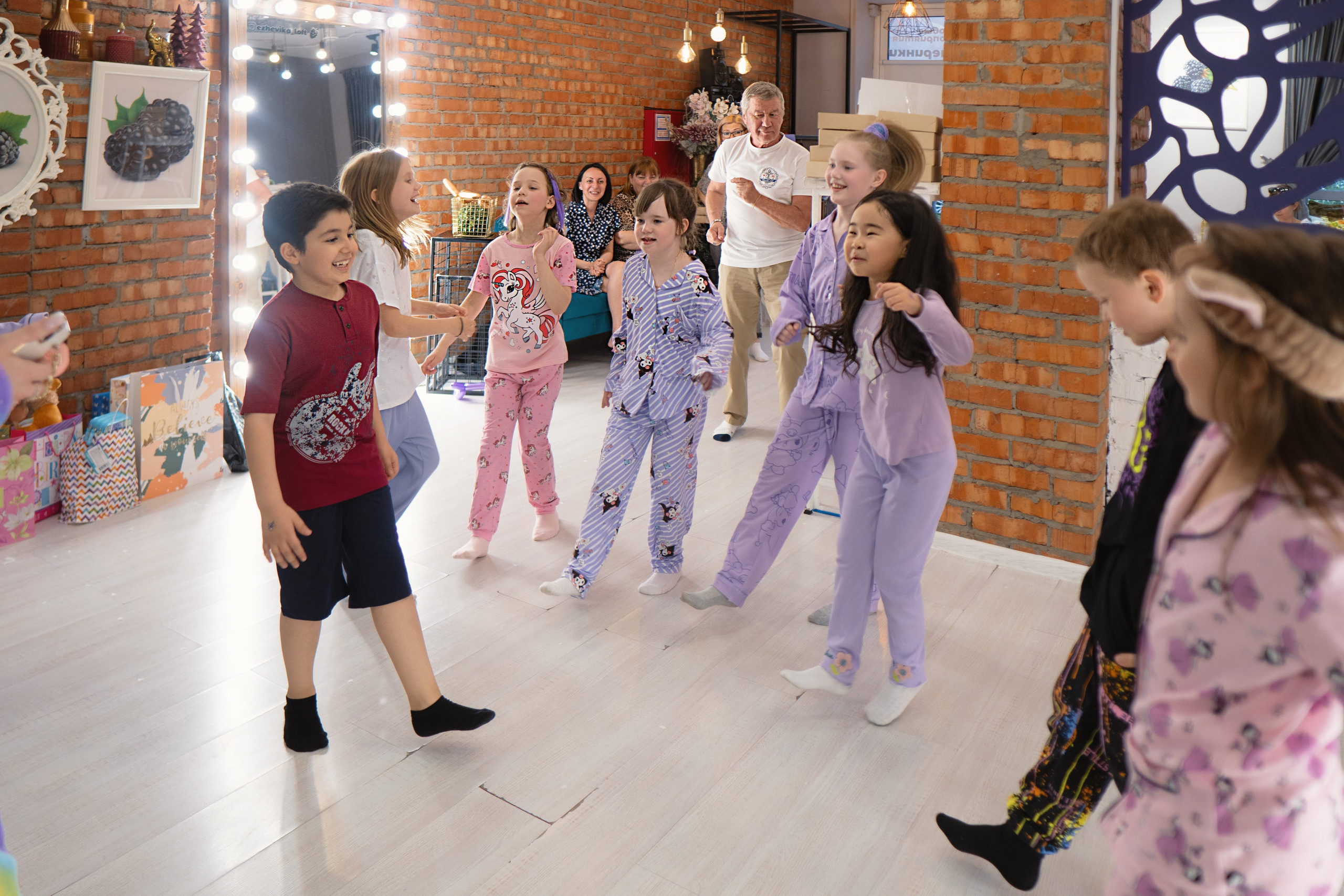 День рождения Эльзы и Калерии