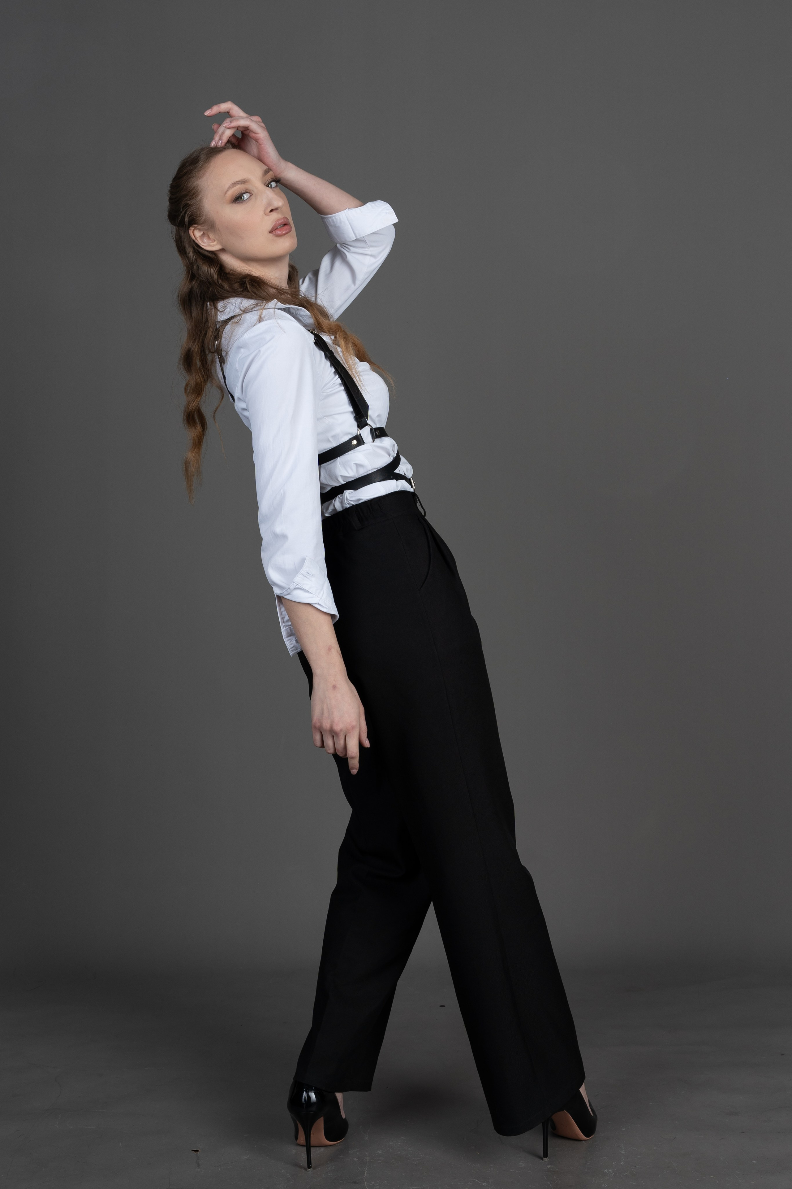 Студийный женский портрет. Тонкая грань между классикой и современностью. Фотограф |Ленинск, Волжский, Волгоград| Наталья Савилова