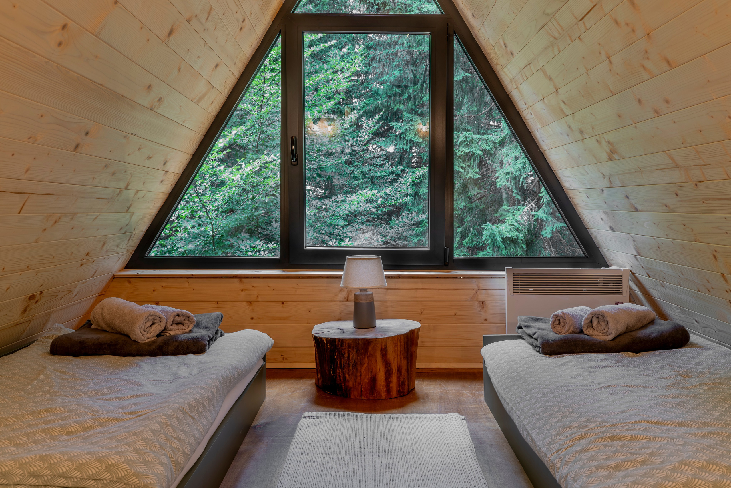 Viktorija Chalet. Photographer Liana Sudets Serbia Kopaonik Brzece Brus