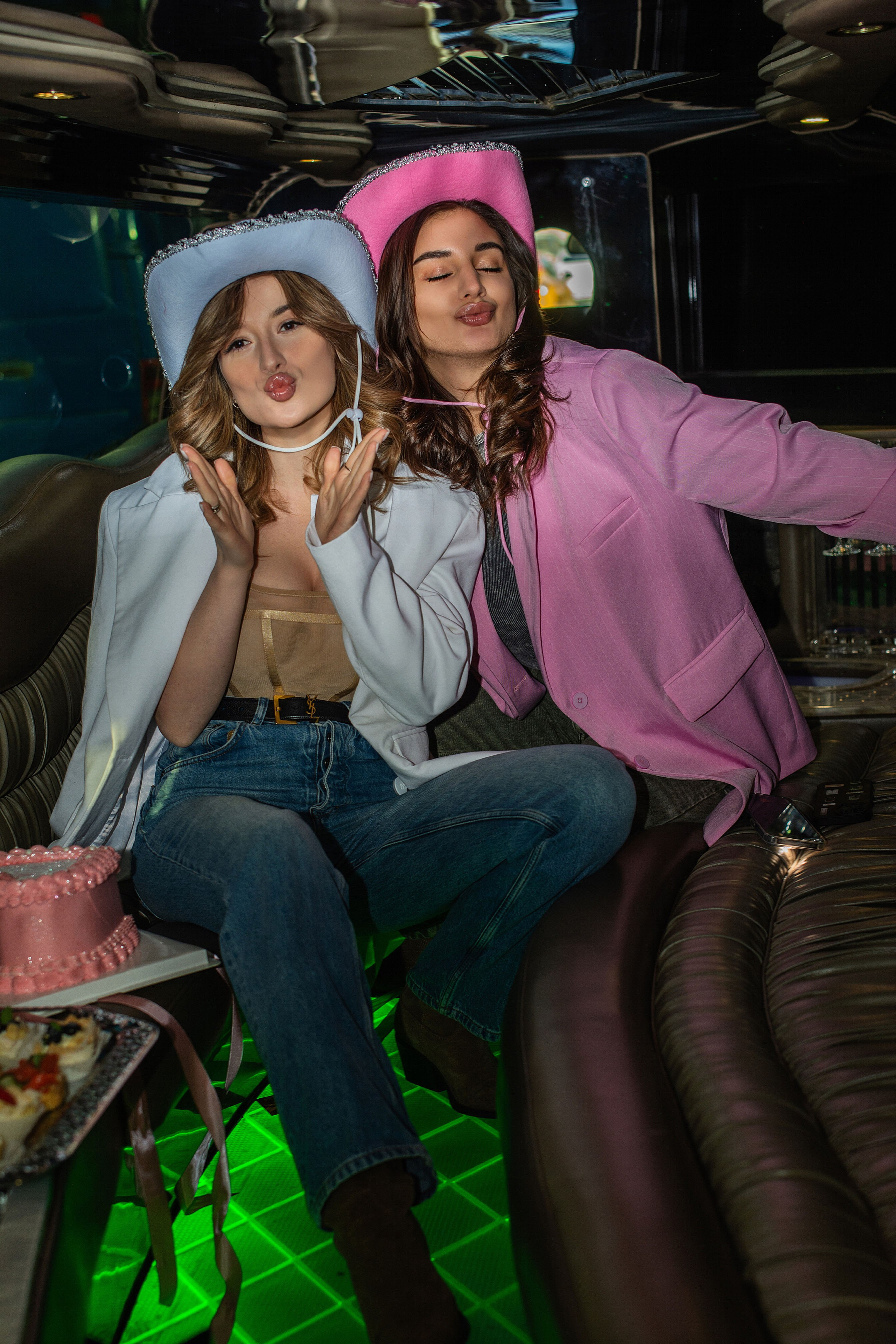 Девичник в лимузине. Фотограф в Москве Ангелина Ким