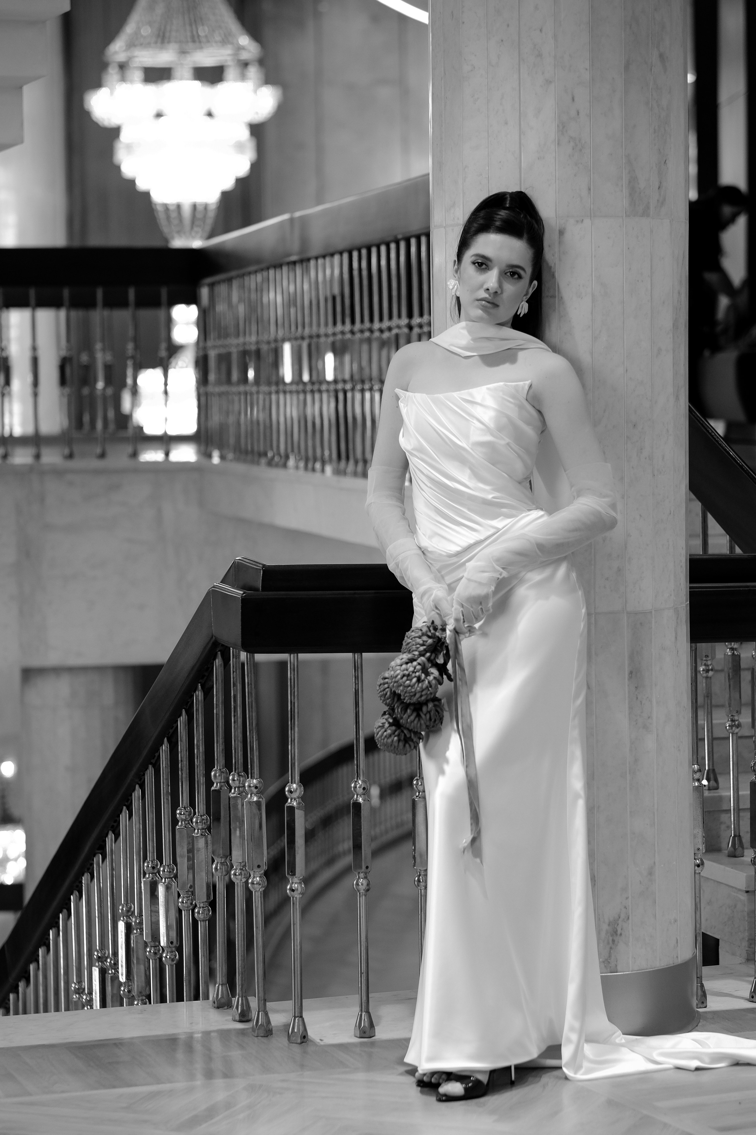 Свадебная фотосессия в театре драмы имени Наума Орлова. Свадебный фотограф в Челябинске Сырчикова Наталья