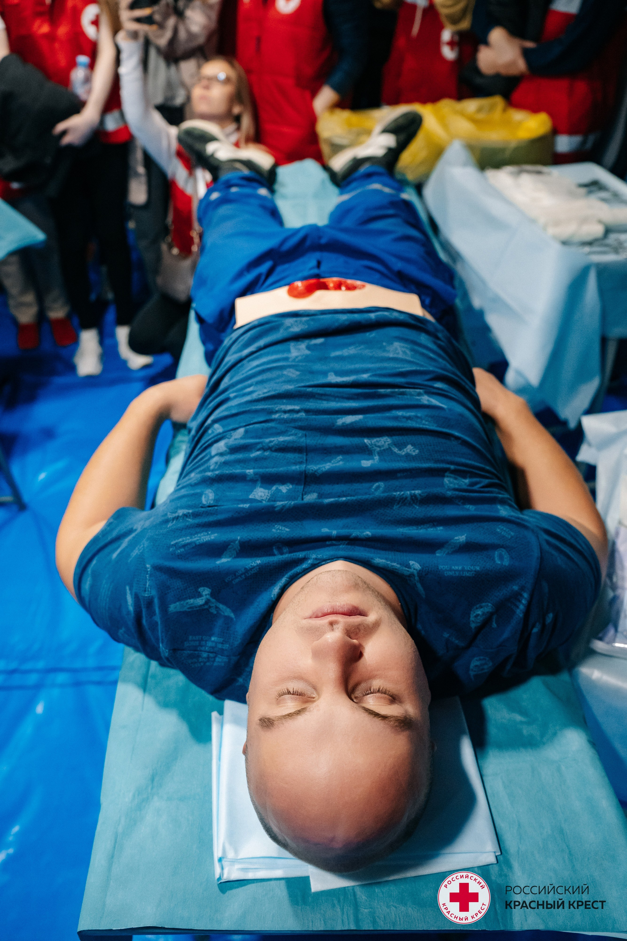 Красный крест | Дегас, медвежья берлога. Фотограф в Воронеже Ольга Космодемьянская