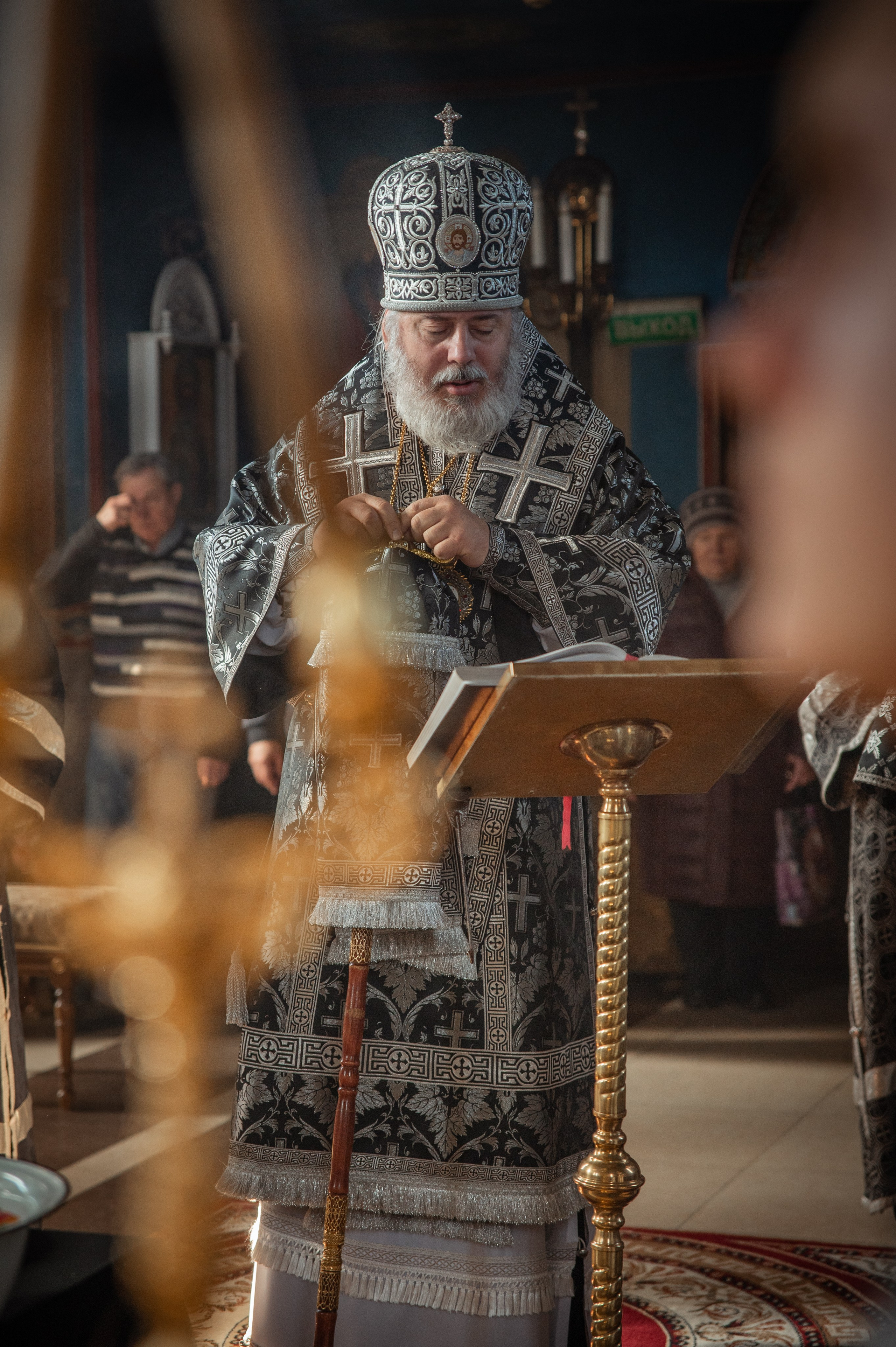 Преждеосвящение Даров. Храм Серафима Саровского. Церковный, семейный и репортажный фотограф Волгоград, Волжский