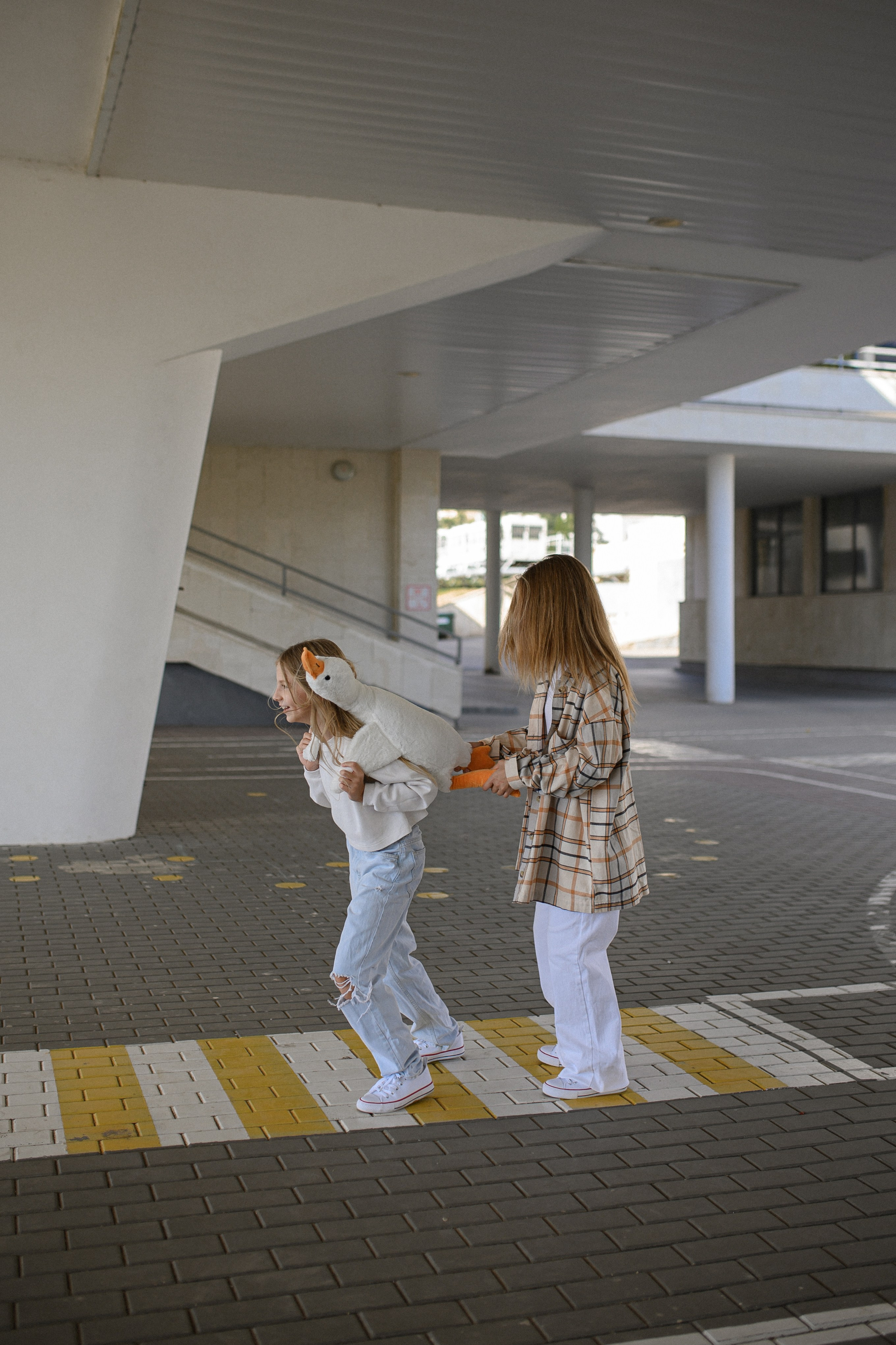 Марина и девочки. Www.ostermiller.ru