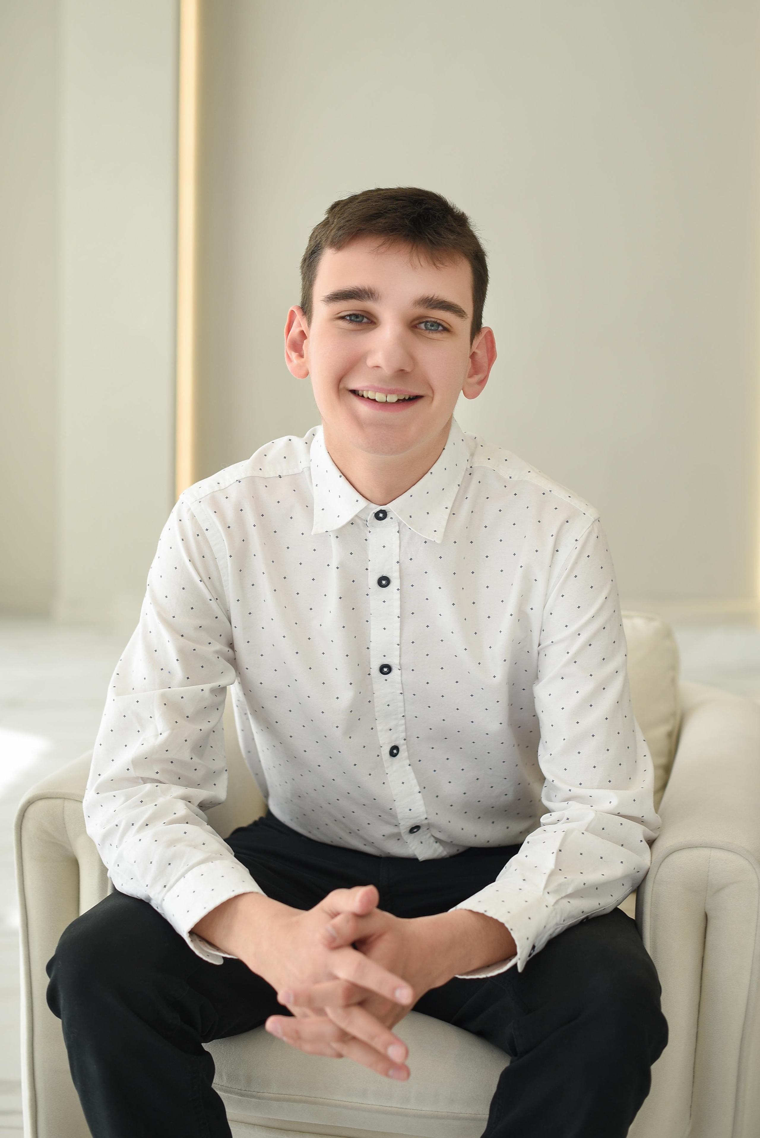 Выпускники Кургана, Челябинска, Тюмени. Выпускные альбомы в Кургане, Твой альбом, Книга