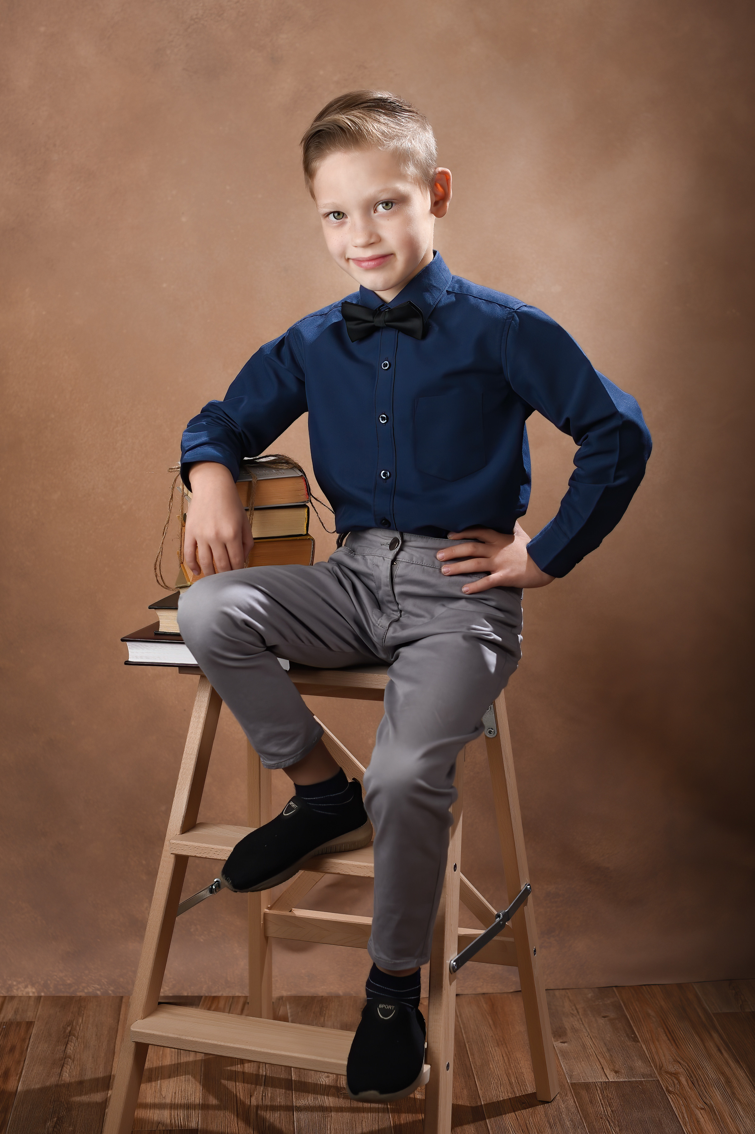 Началка. Выпускные альбомы в Кургане, Твой альбом, Книга