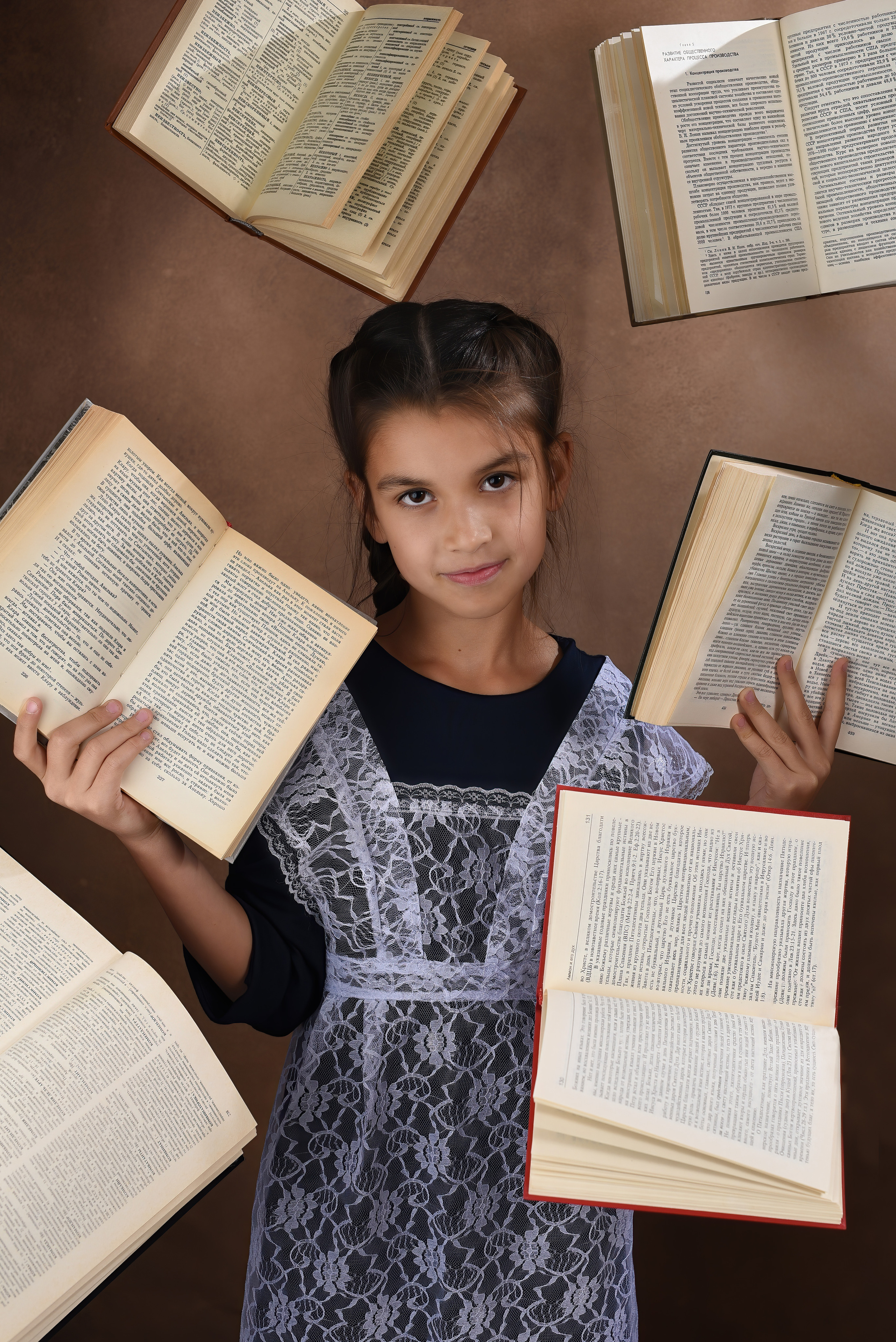 Началка. Выпускные альбомы в Кургане, Твой альбом, Книга