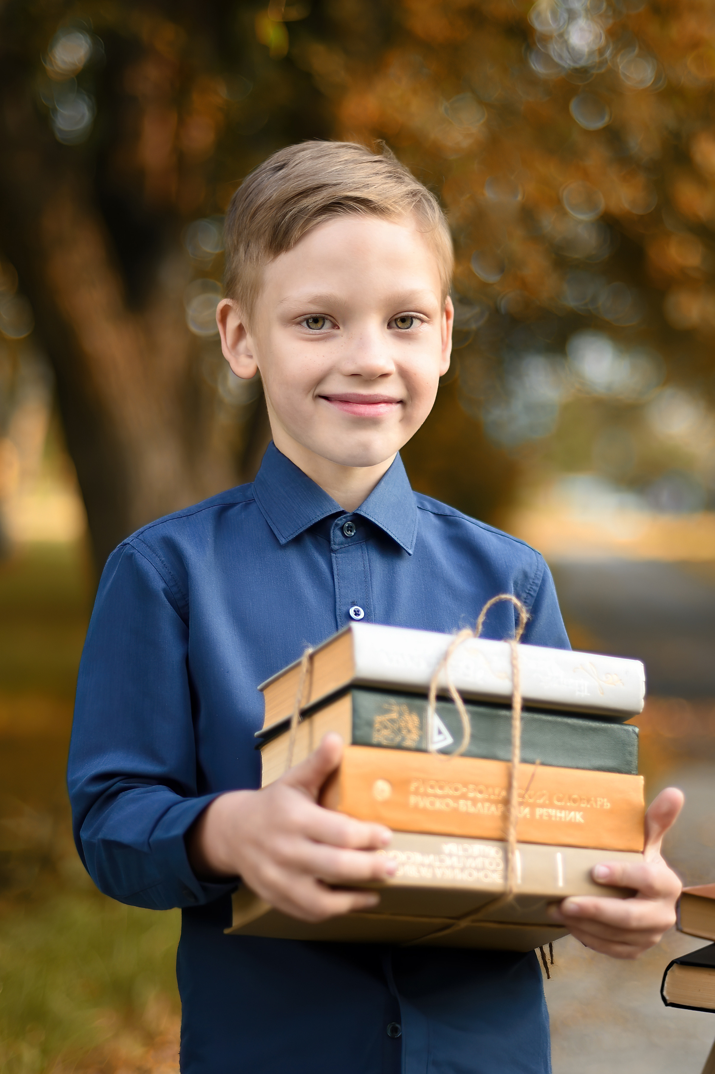 Началка. Выпускные альбомы в Кургане, Твой альбом, Книга