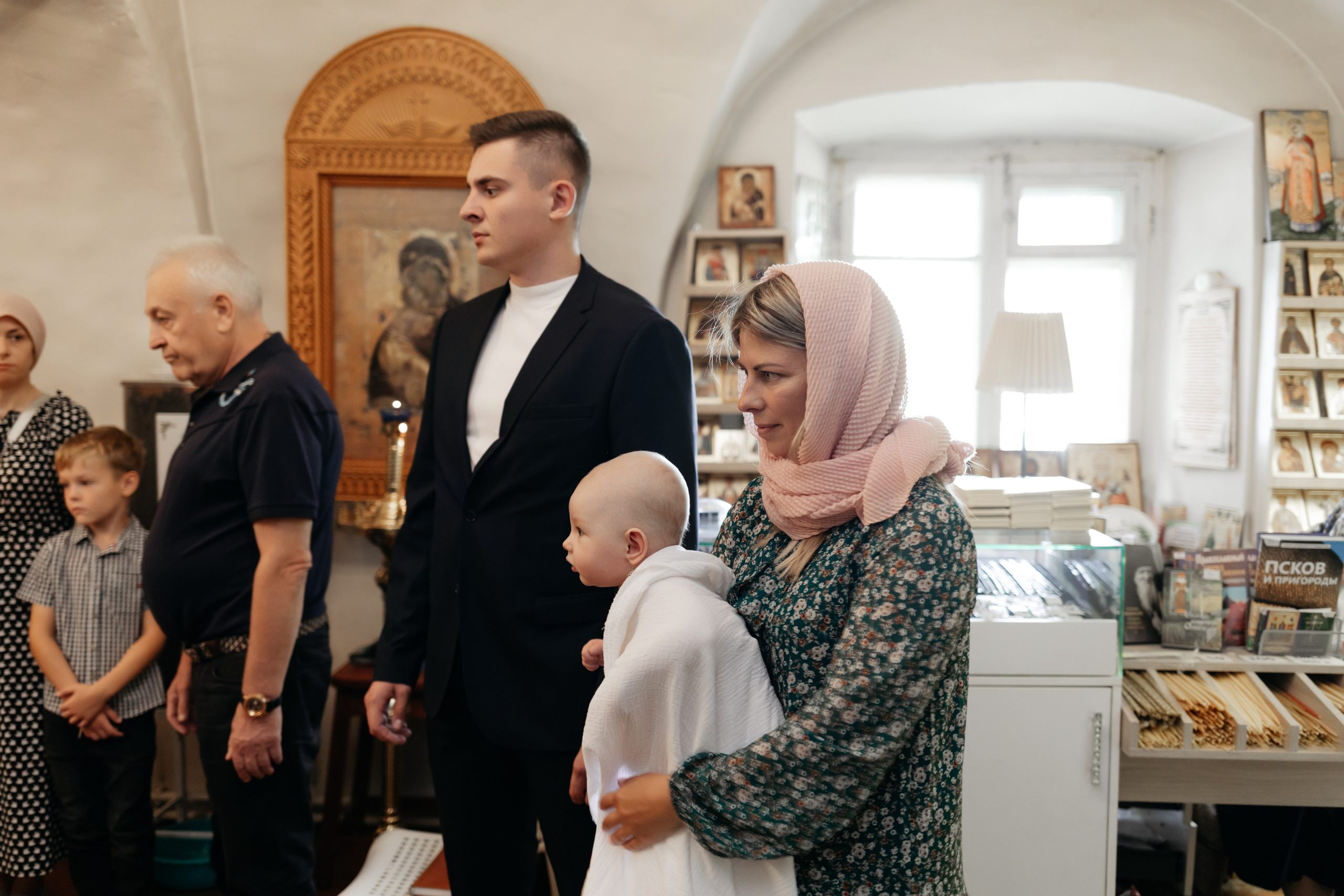 Крещение Виктории в Морском храме святителя Климента Римского. Свадебный фотограф в Пскове и Санкт-Петербурге | Анна Голикова